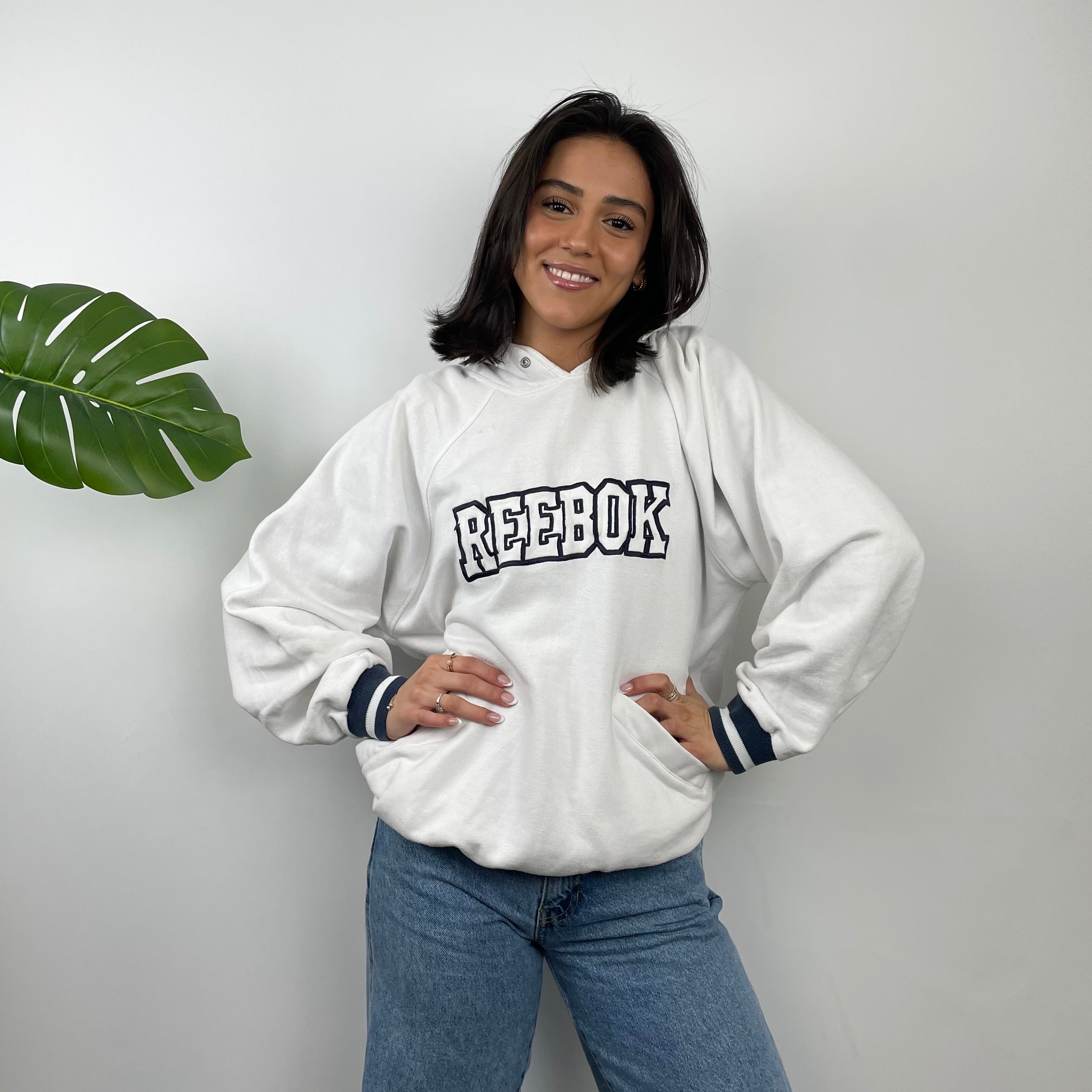 Reebok White Embroidered Spell Out Hoodie (M)