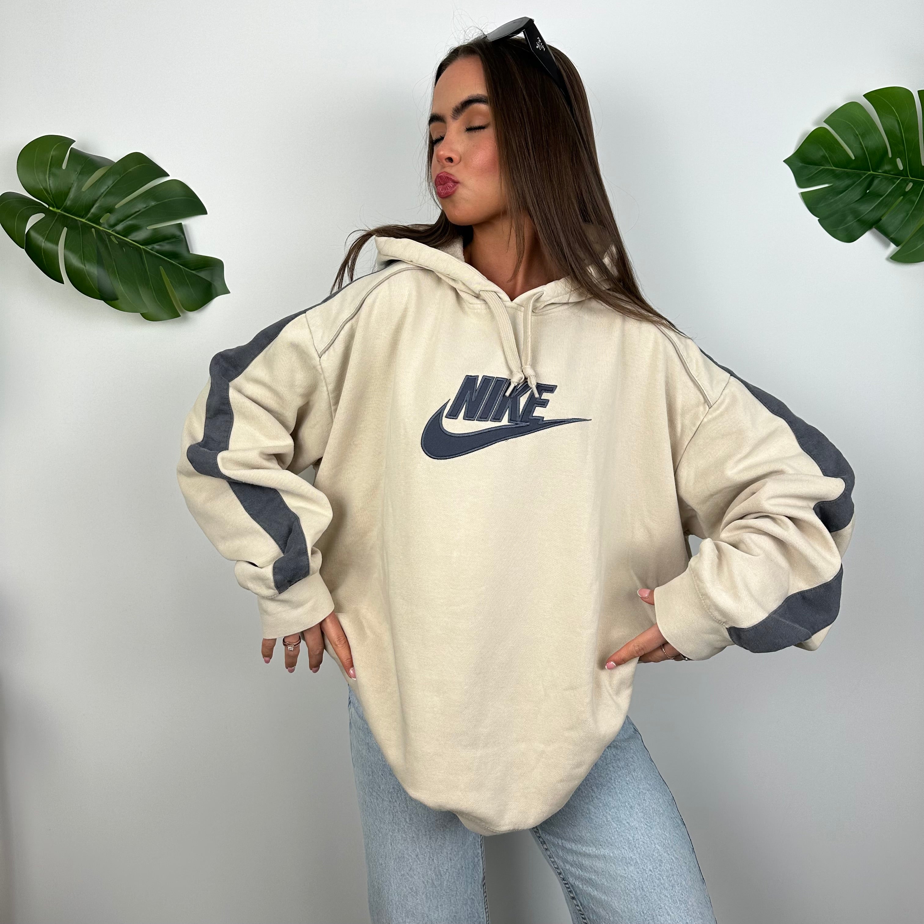 Nike Cream Embroidered Spell Out Hoodie (L)