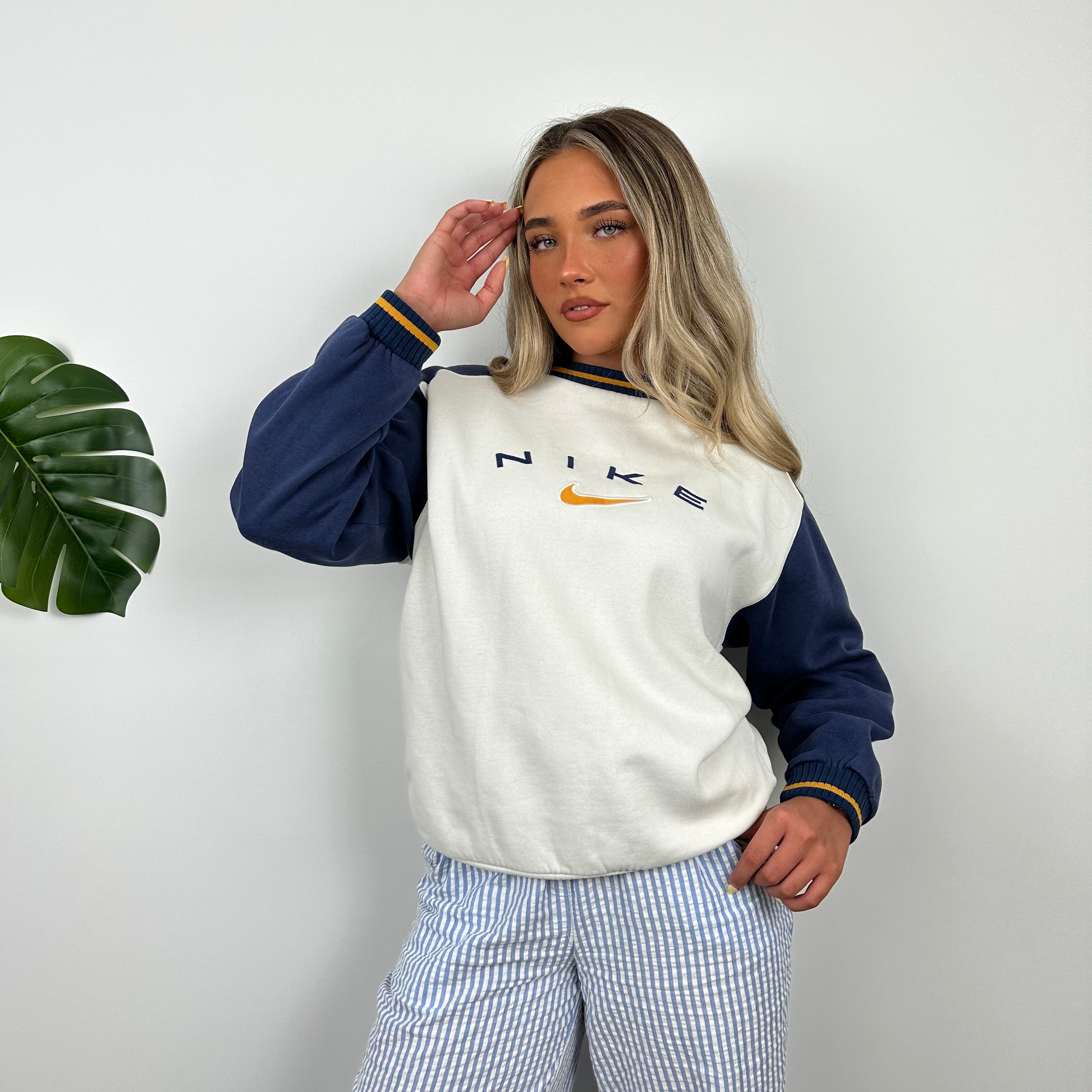 Nike White Embroidered Spell Out Sweatshirt (S)