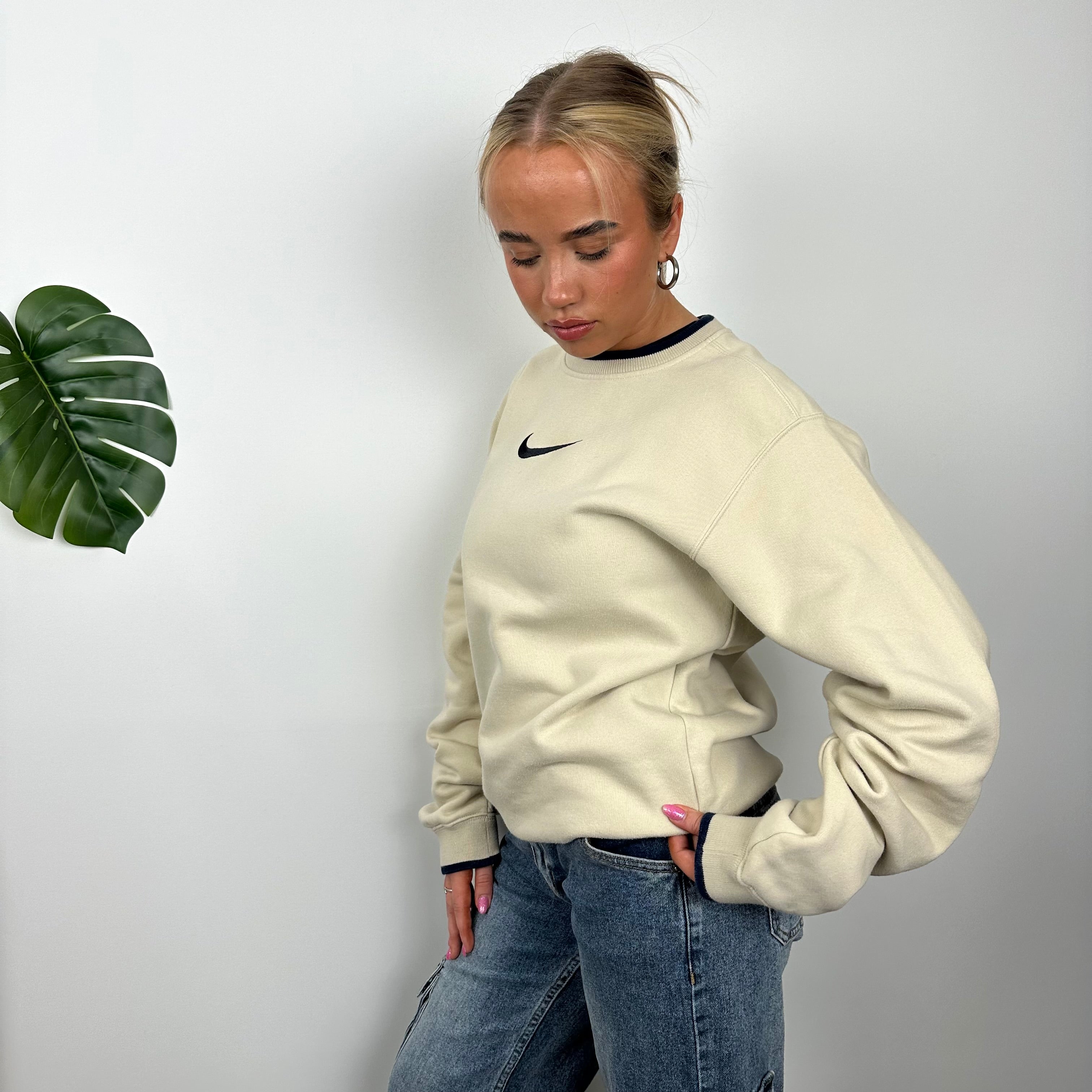 Nike Cream Embroidered Swoosh Sweatshirt (M)