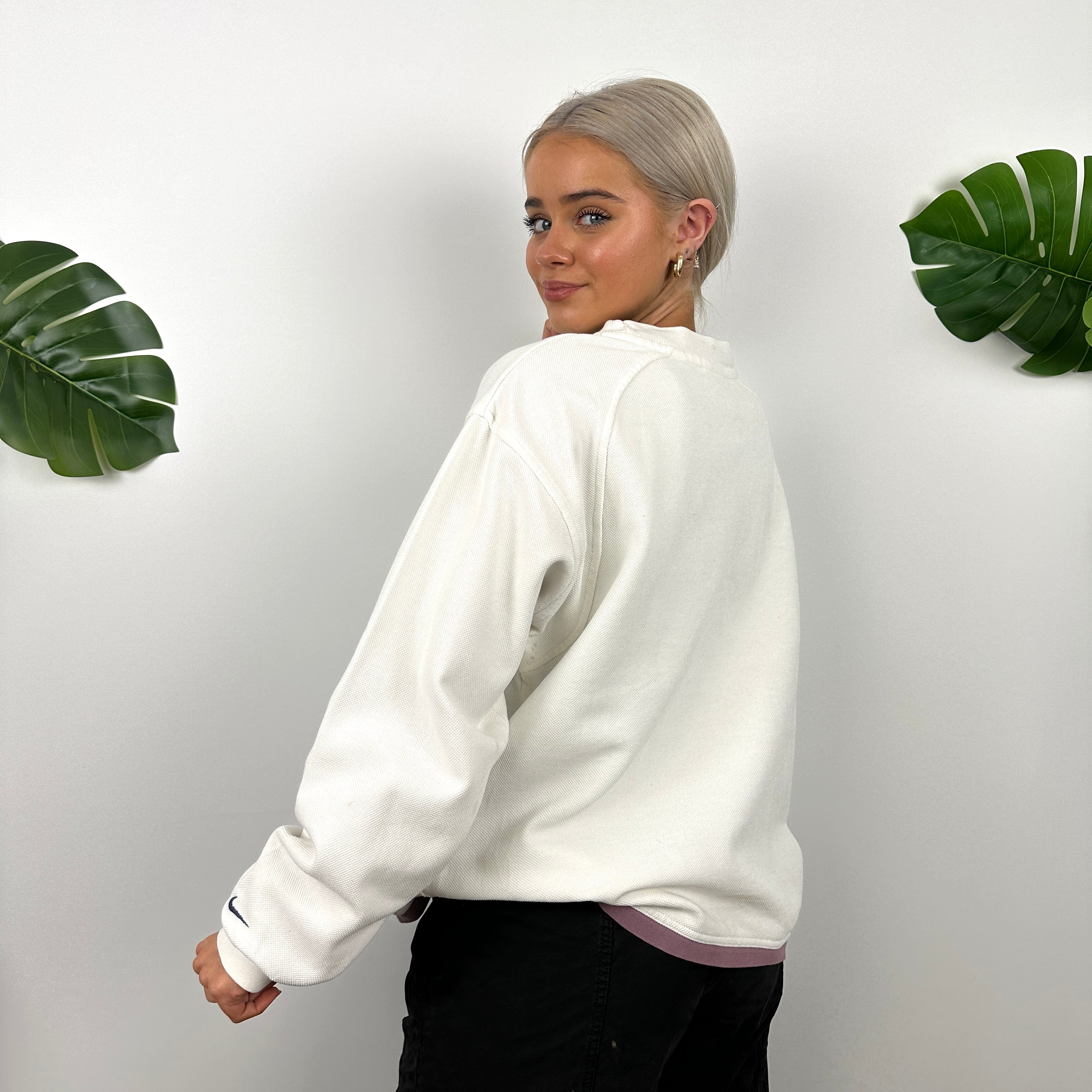 Nike White Embroidered Spell Out Sweatshirt (S)