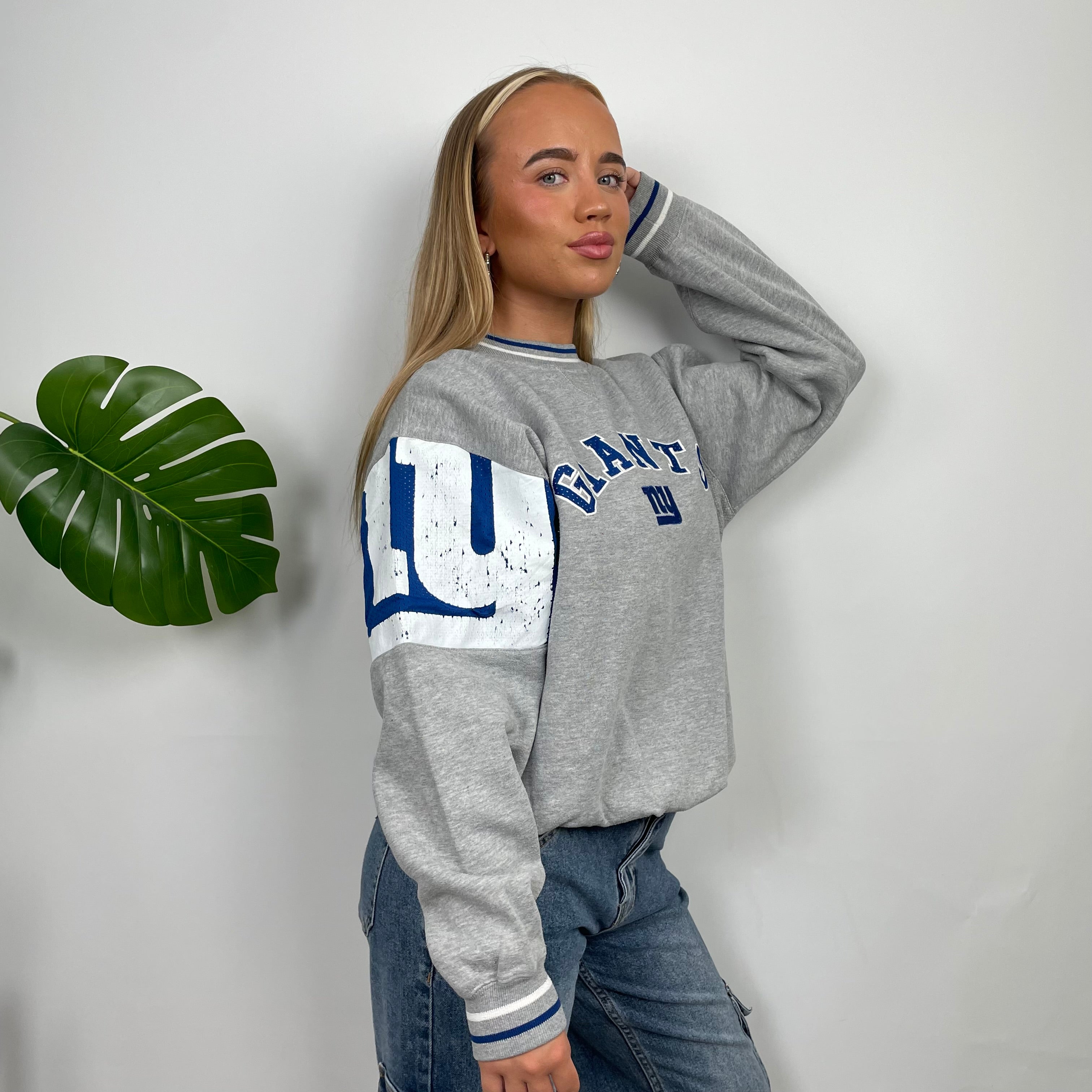 New York Giants Grey Embroidered Spell Out Sweatshirt (M)