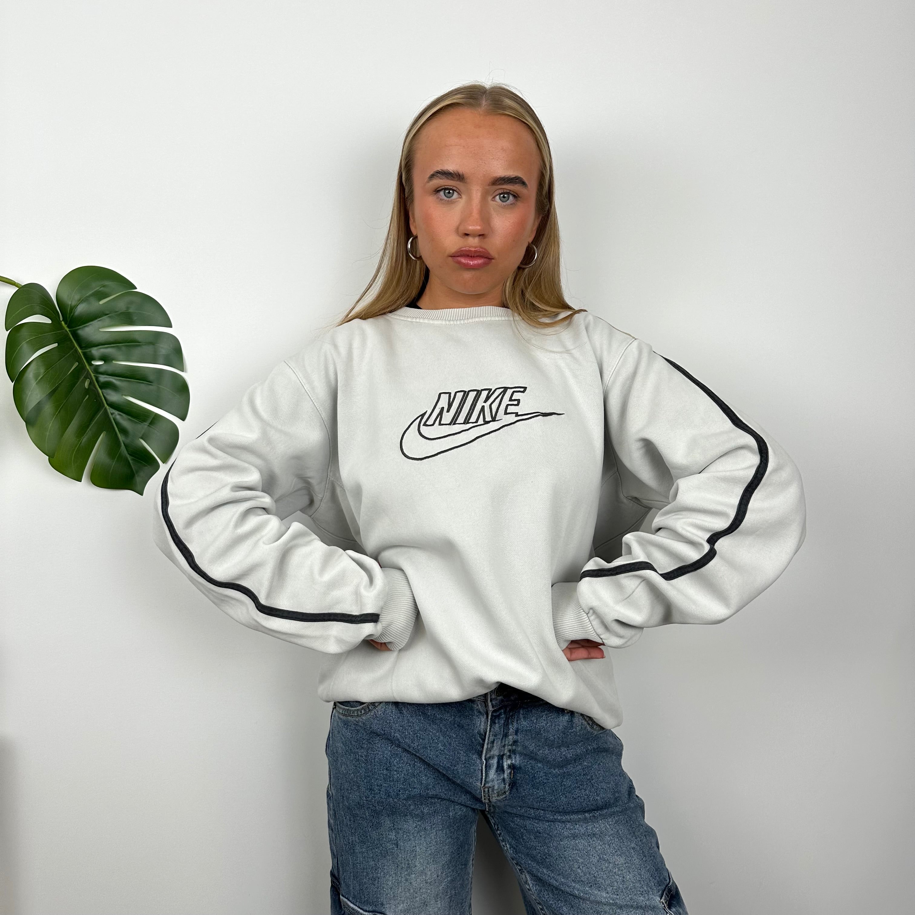 Nike Grey Embroidered Spell Out Sweatshirt (L)