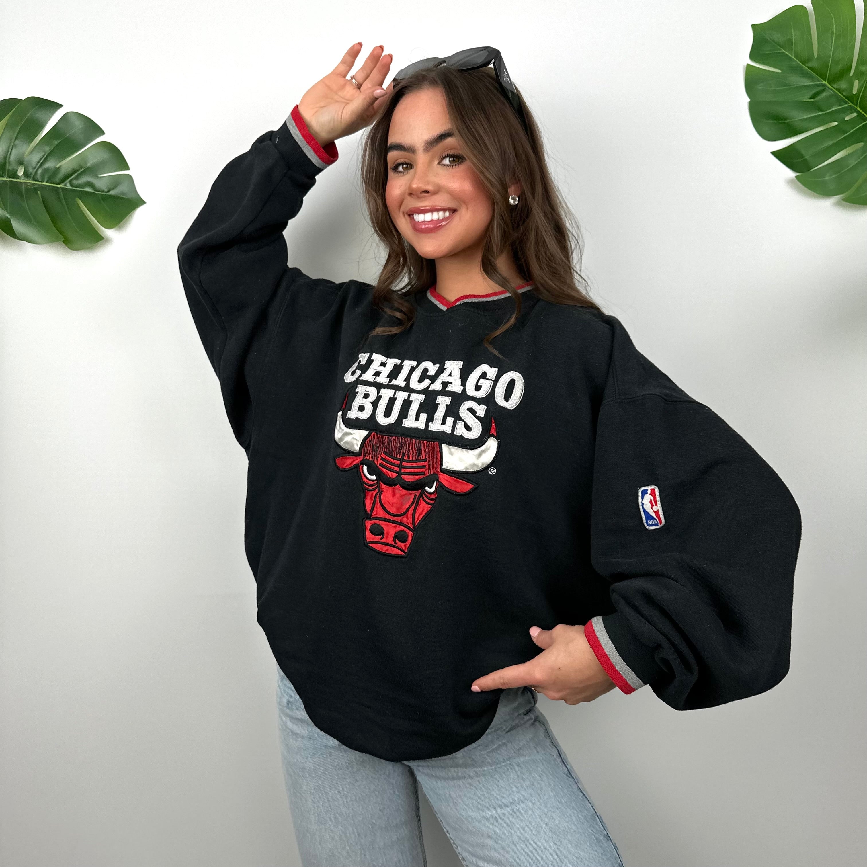 Chicago Bulls RARE Black Embroidered Spell Out Sweatshirt (M)