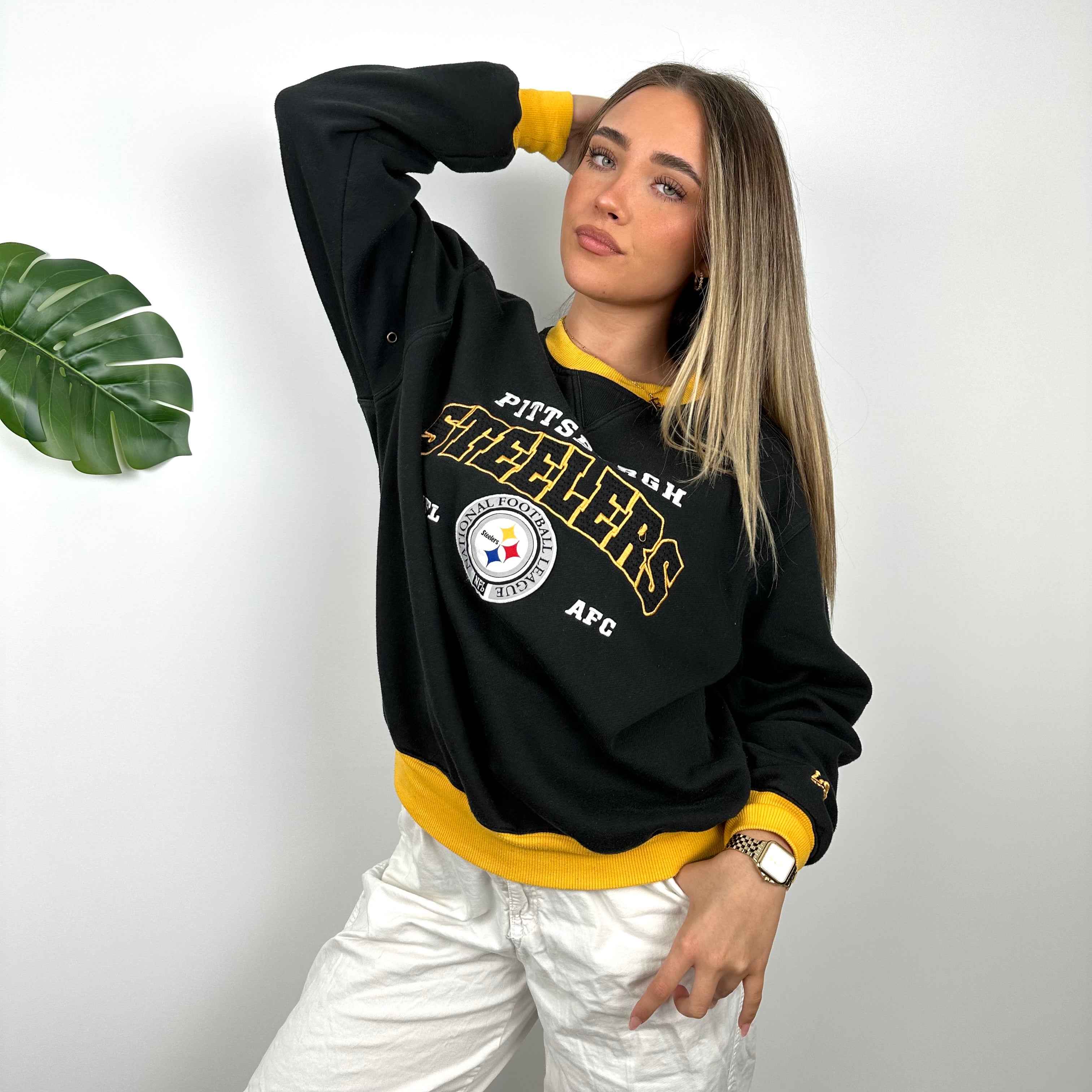 NFL Pittsburgh Steelers Black Embroidered Spell Out Sweatshirt (M)