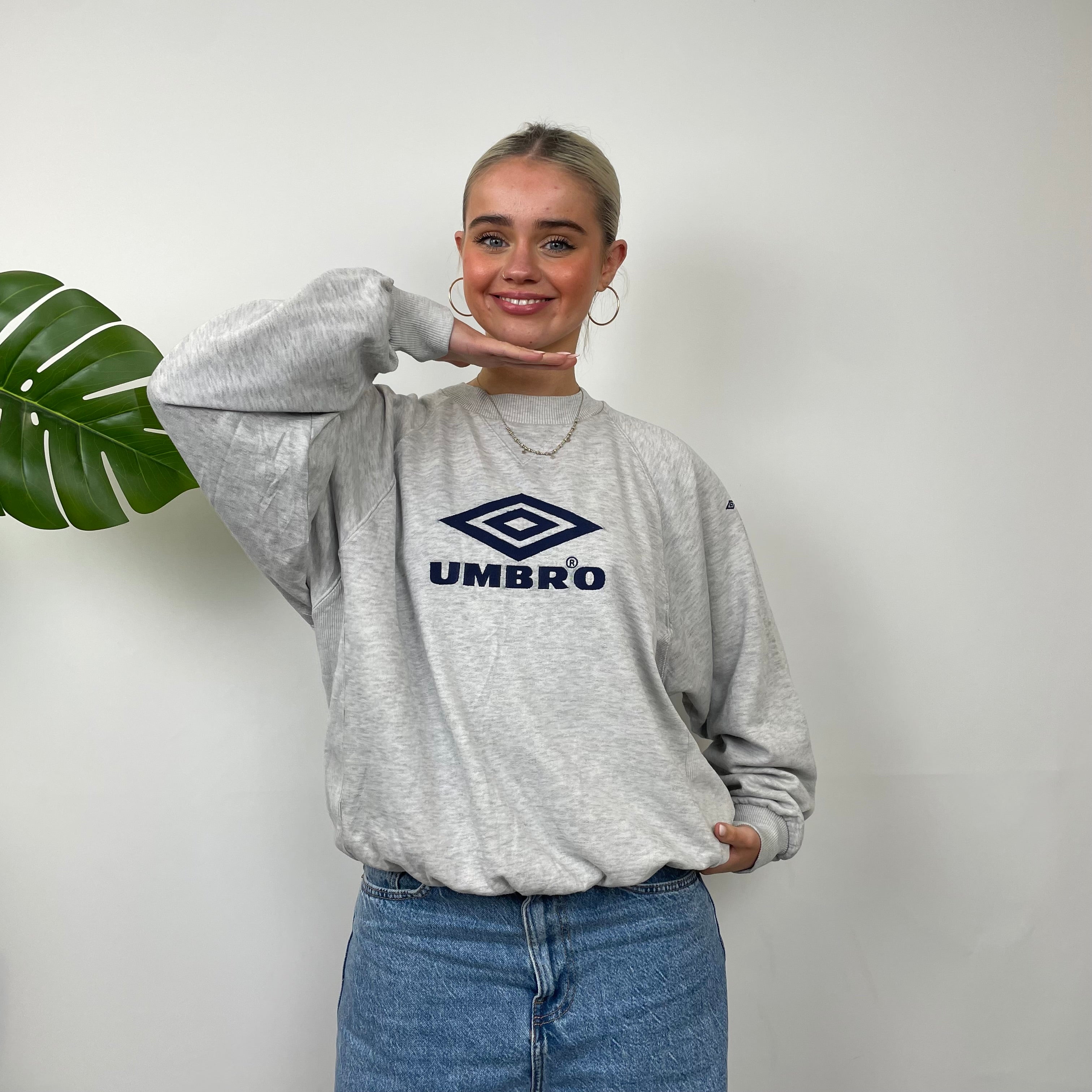 Umbro Grey Embroidered Spell Out Sweatshirt (M)