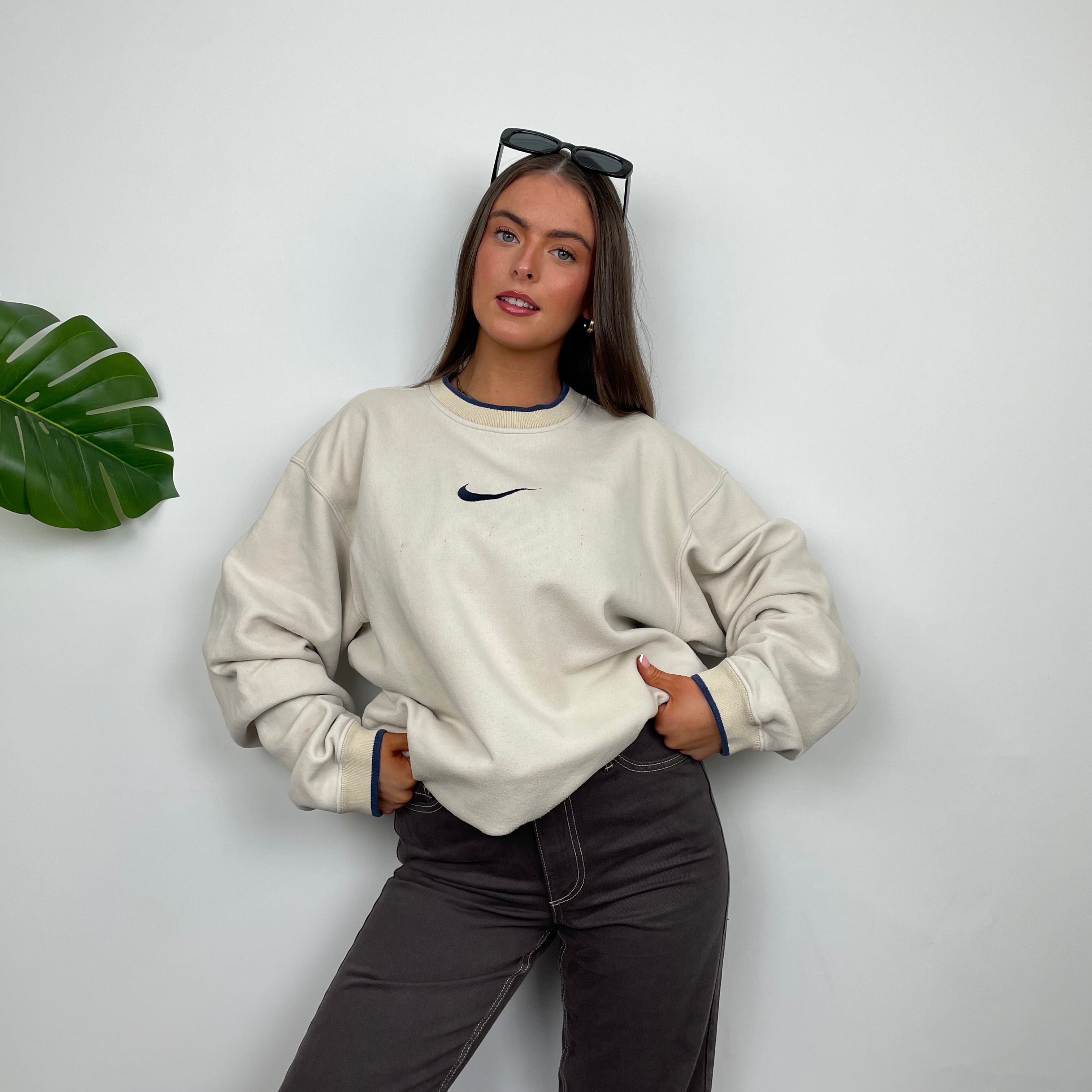 Nike Cream Embroidered Swoosh Sweatshirt (L)