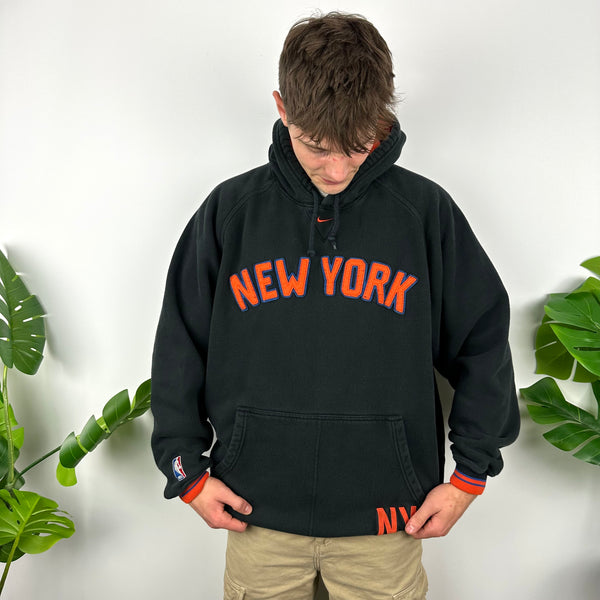 Nike x New York Knicks Black Embroidered Spell Out Hoodie (XL)