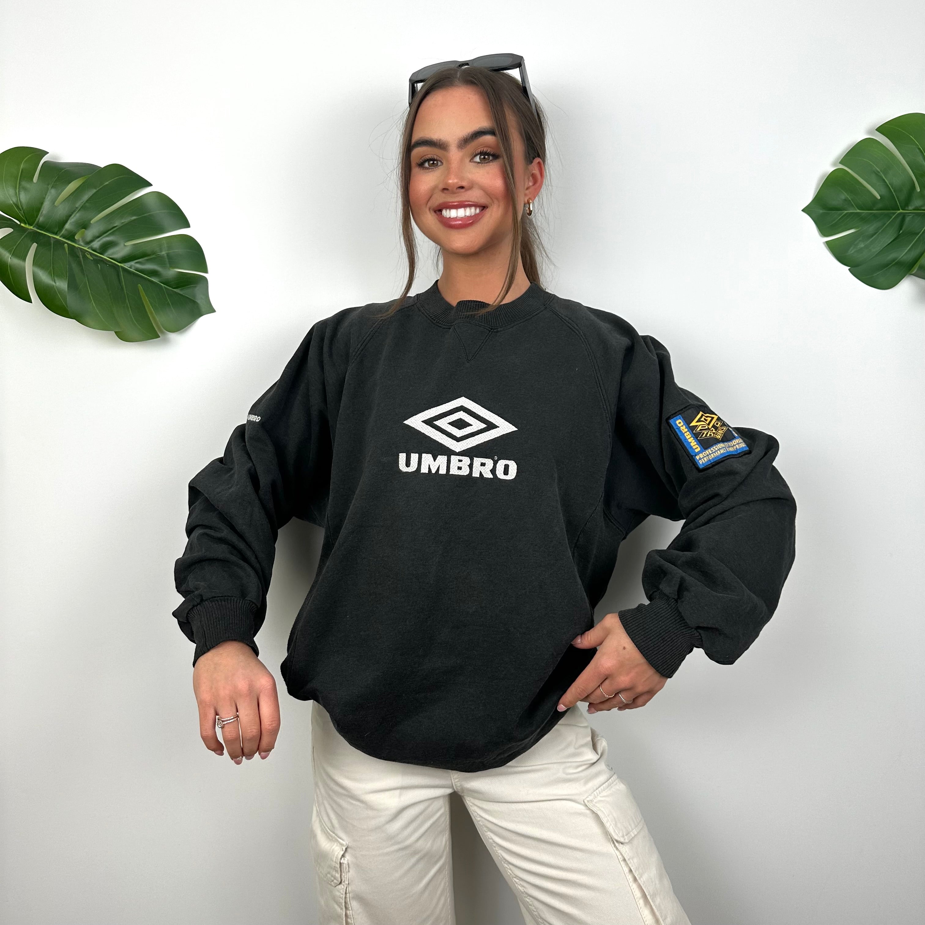 Umbro Black Embroidered Spell Out Sweatshirt (L)