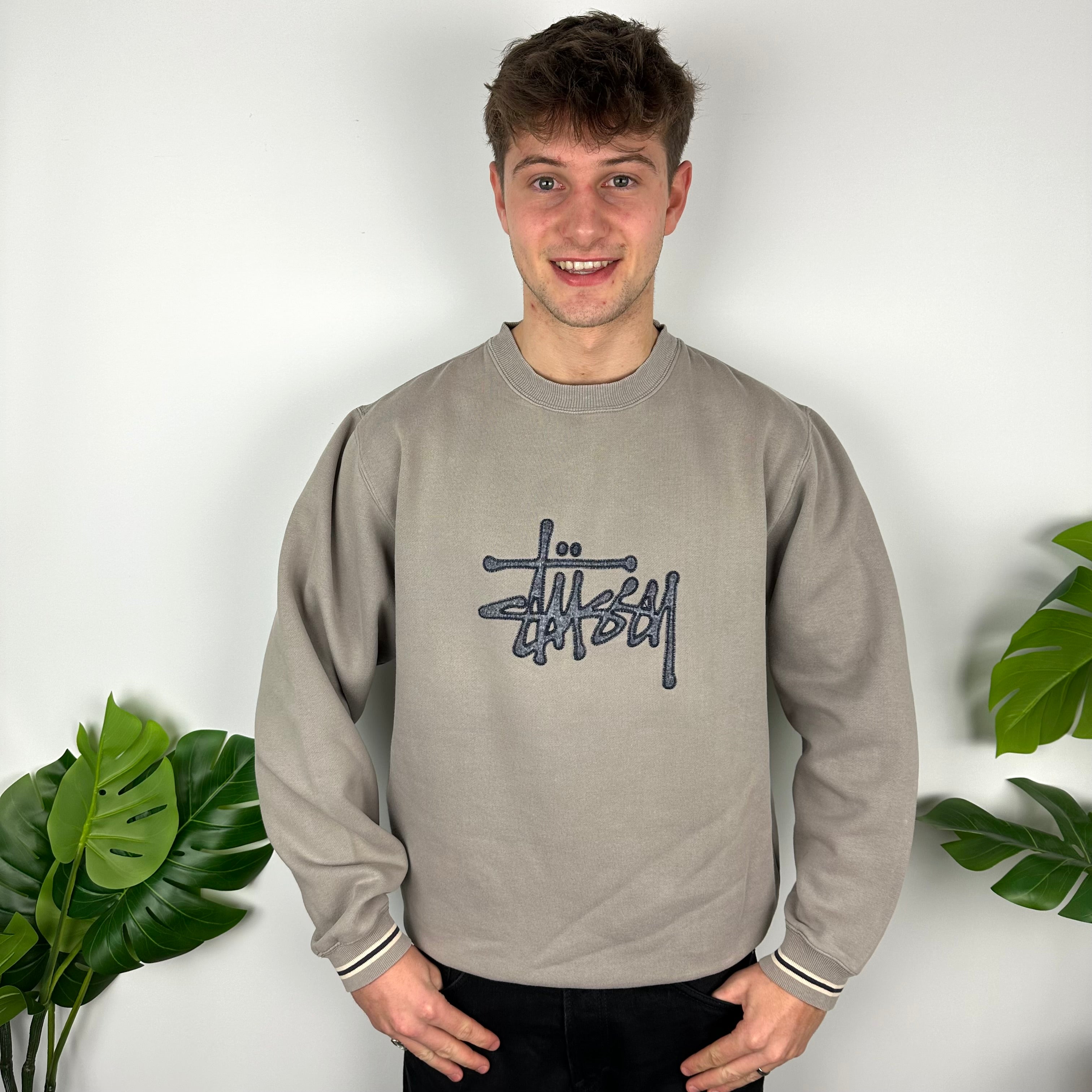 Stussy Mocha Brown Embroidered Spell Out Sweatshirt (M)