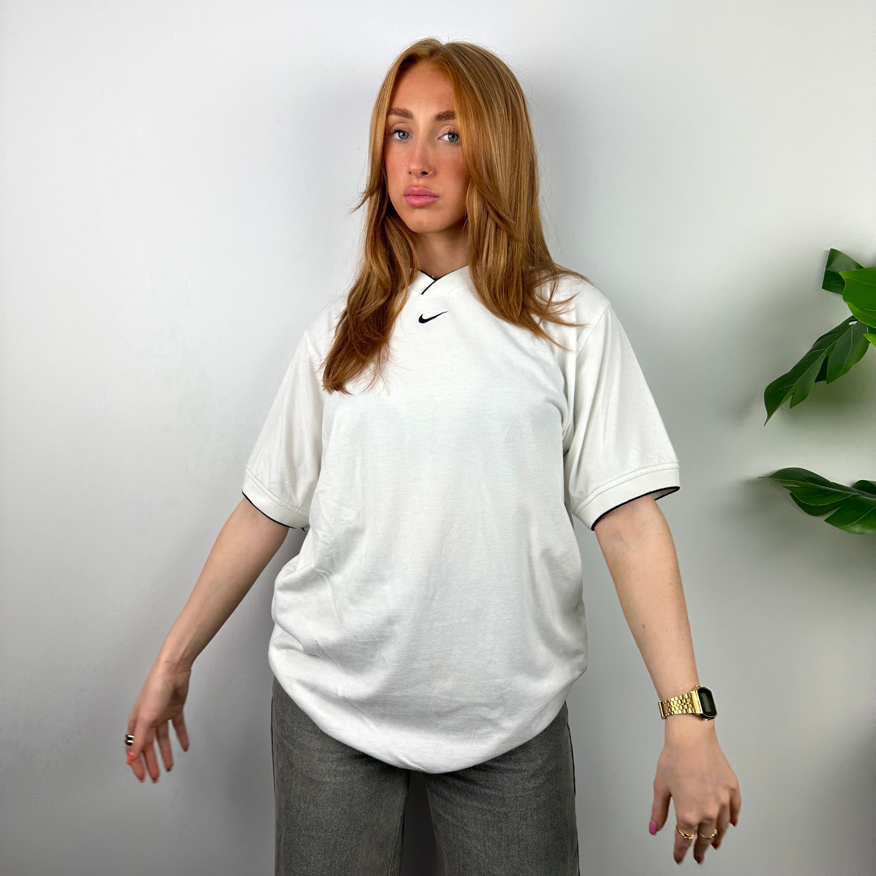 Nike RARE White Embroidered Centre Swoosh T Shirt (M)
