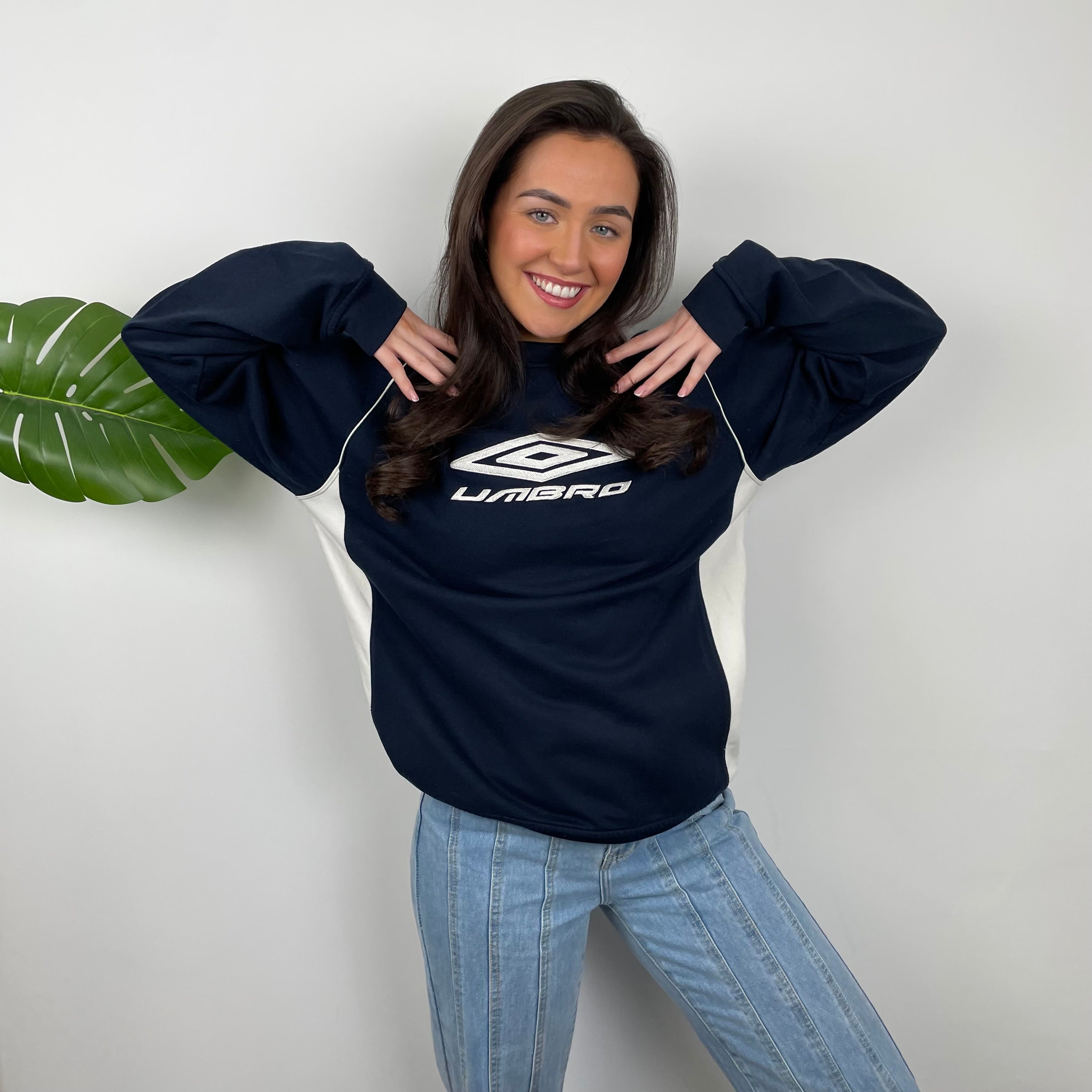 Umbro Navy Embroidered Spell Out Sweatshirt (L)