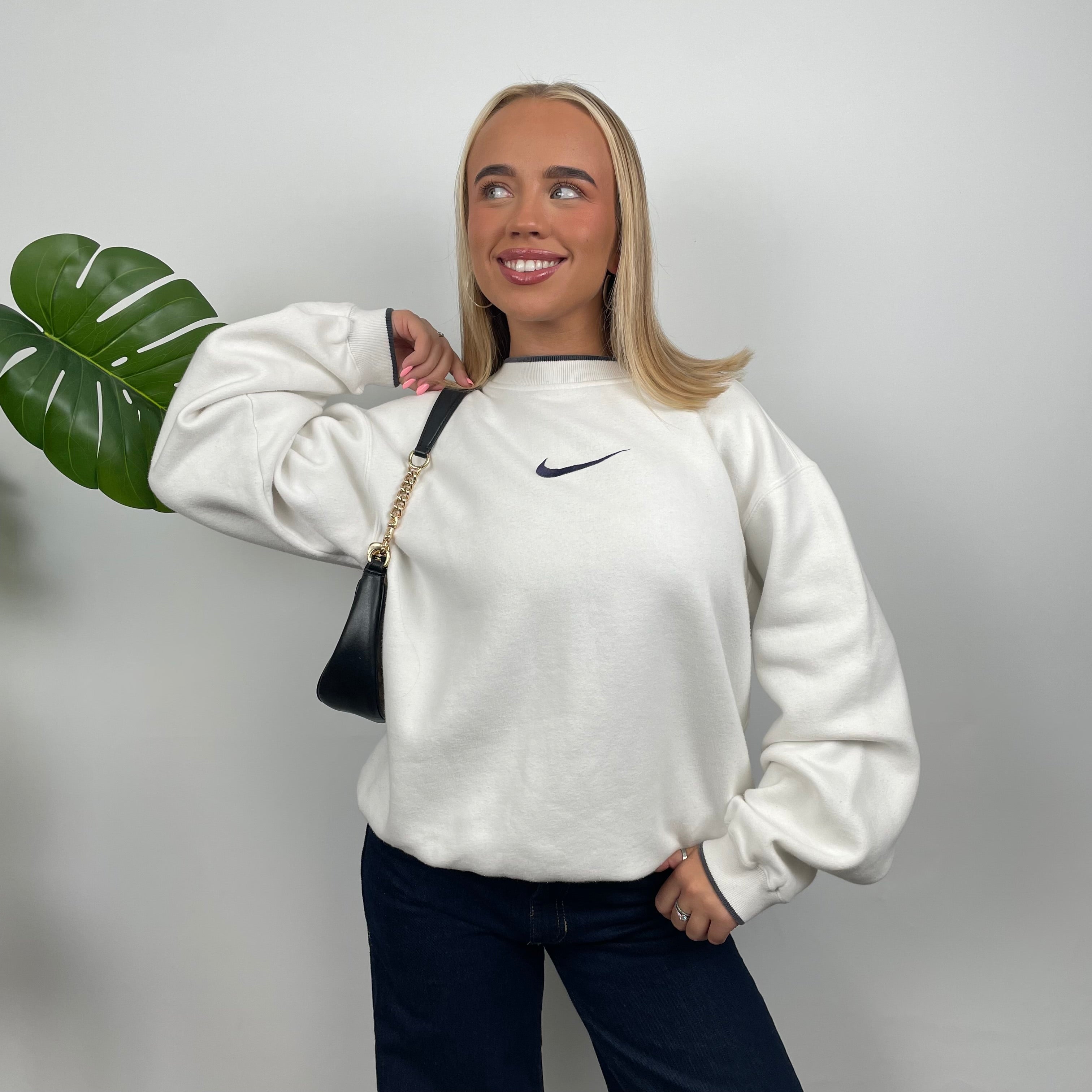 Nike White Embroidered Centre Swoosh Sweatshirt (M)