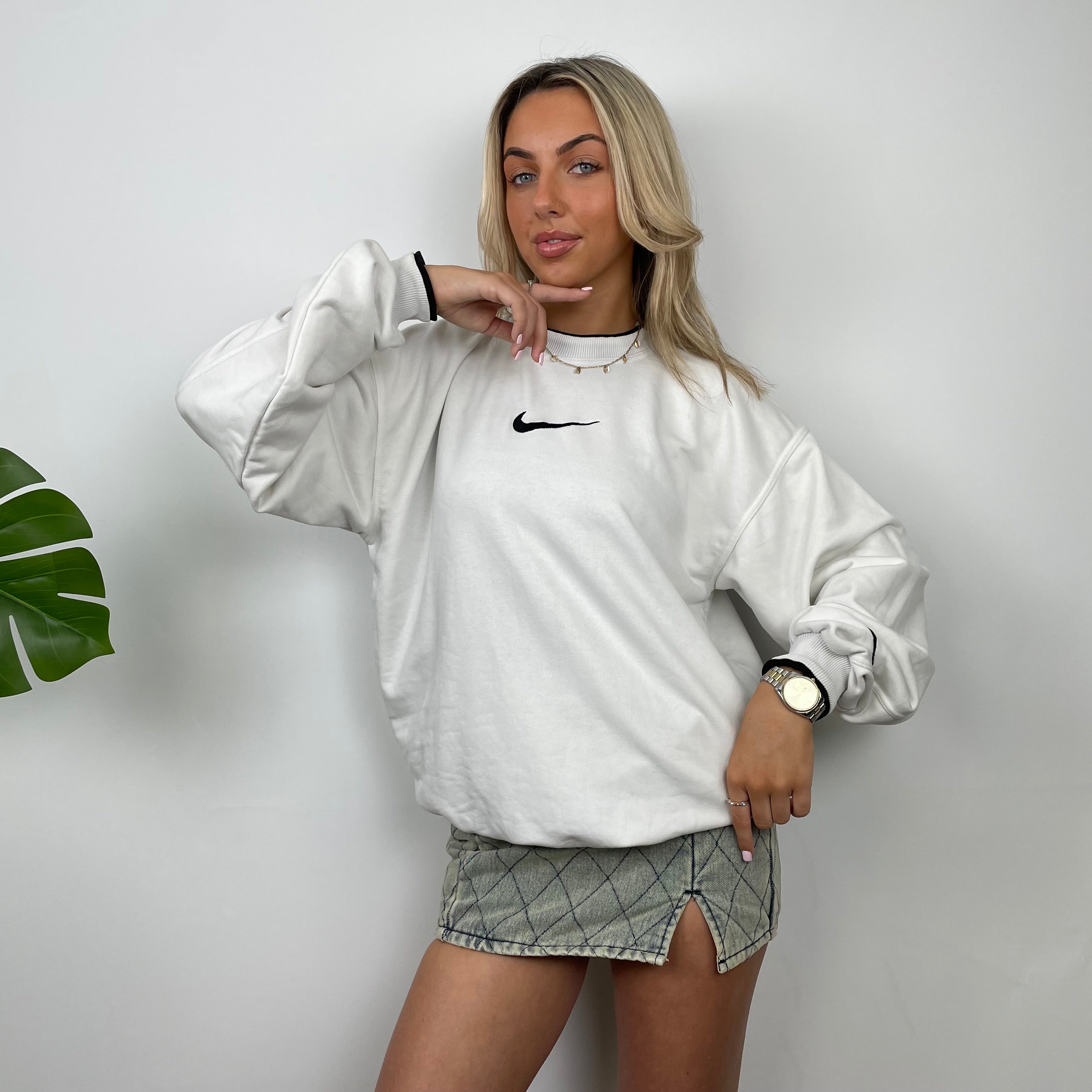 Nike White Embroidered Centre Swoosh Sweatshirt (M)