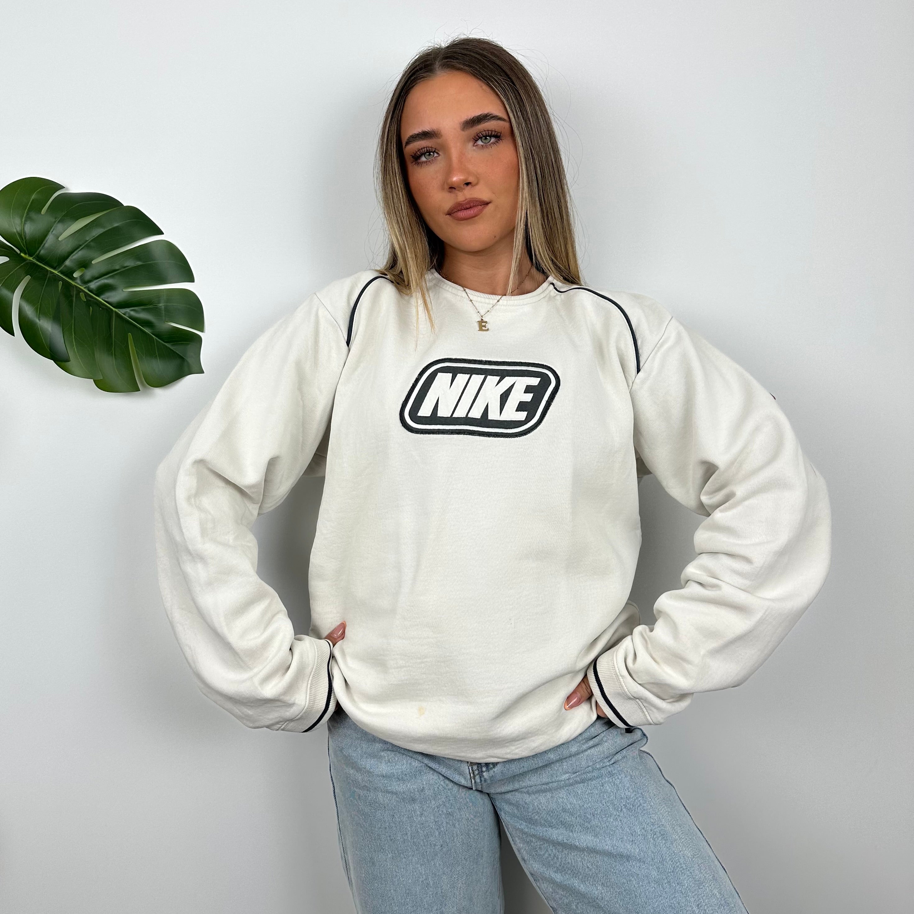 Nike RARE White Embroidered Spell Out Sweatshirt as worn by Molly Mae Hague (M)