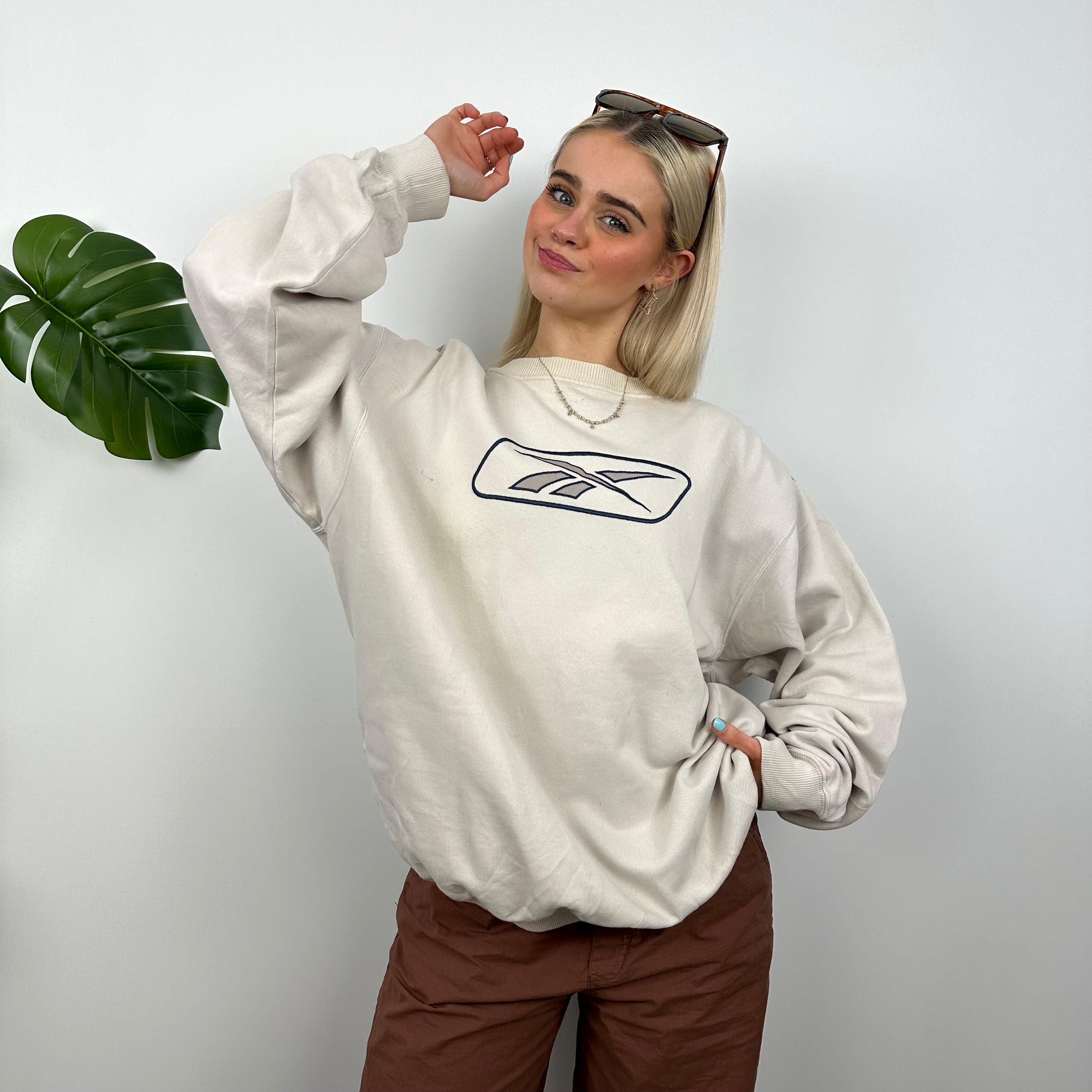 Reebok Cream Embroidered Logo Sweatshirt (L)