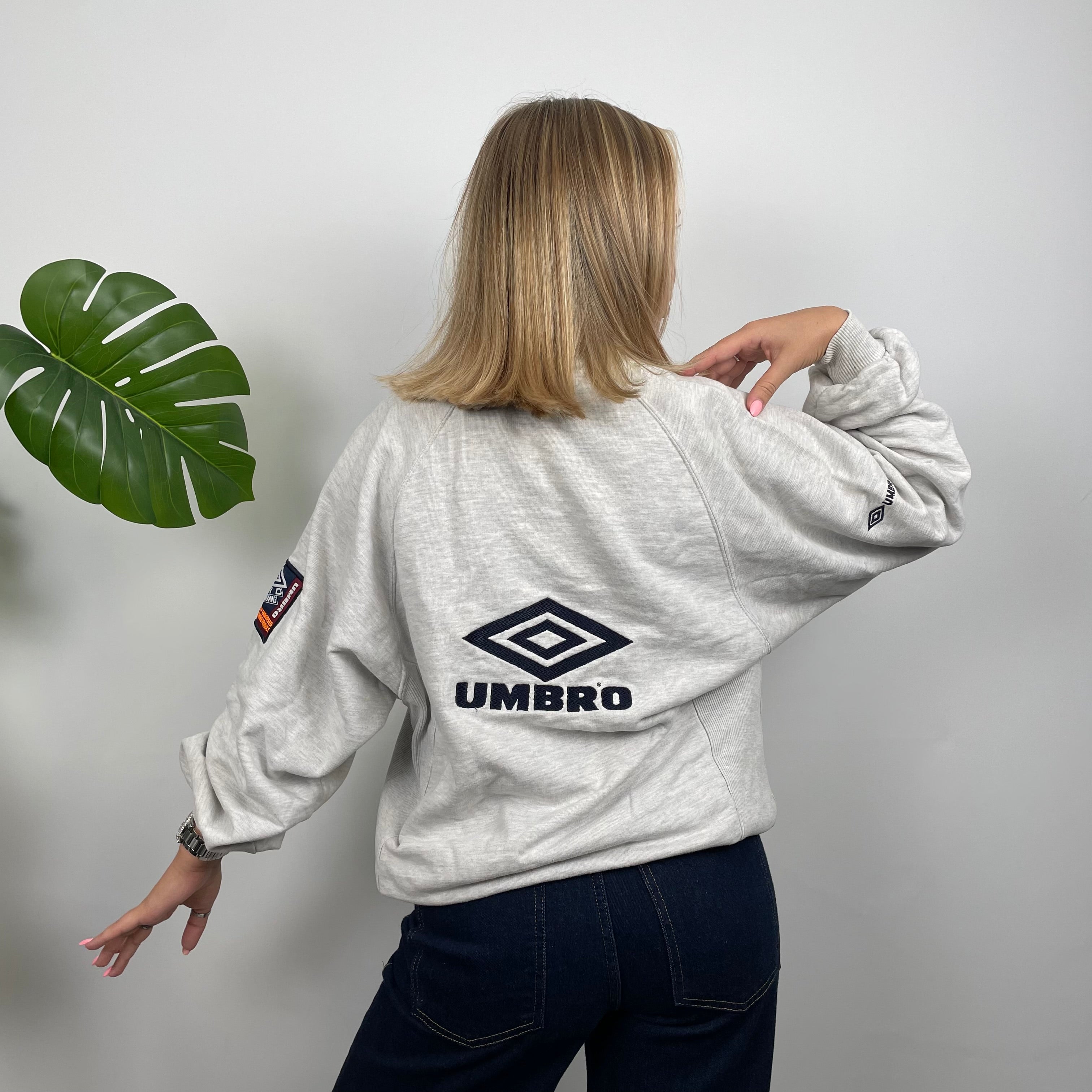 Umbro Grey Embroidered Spell Out Sweatshirt (M)