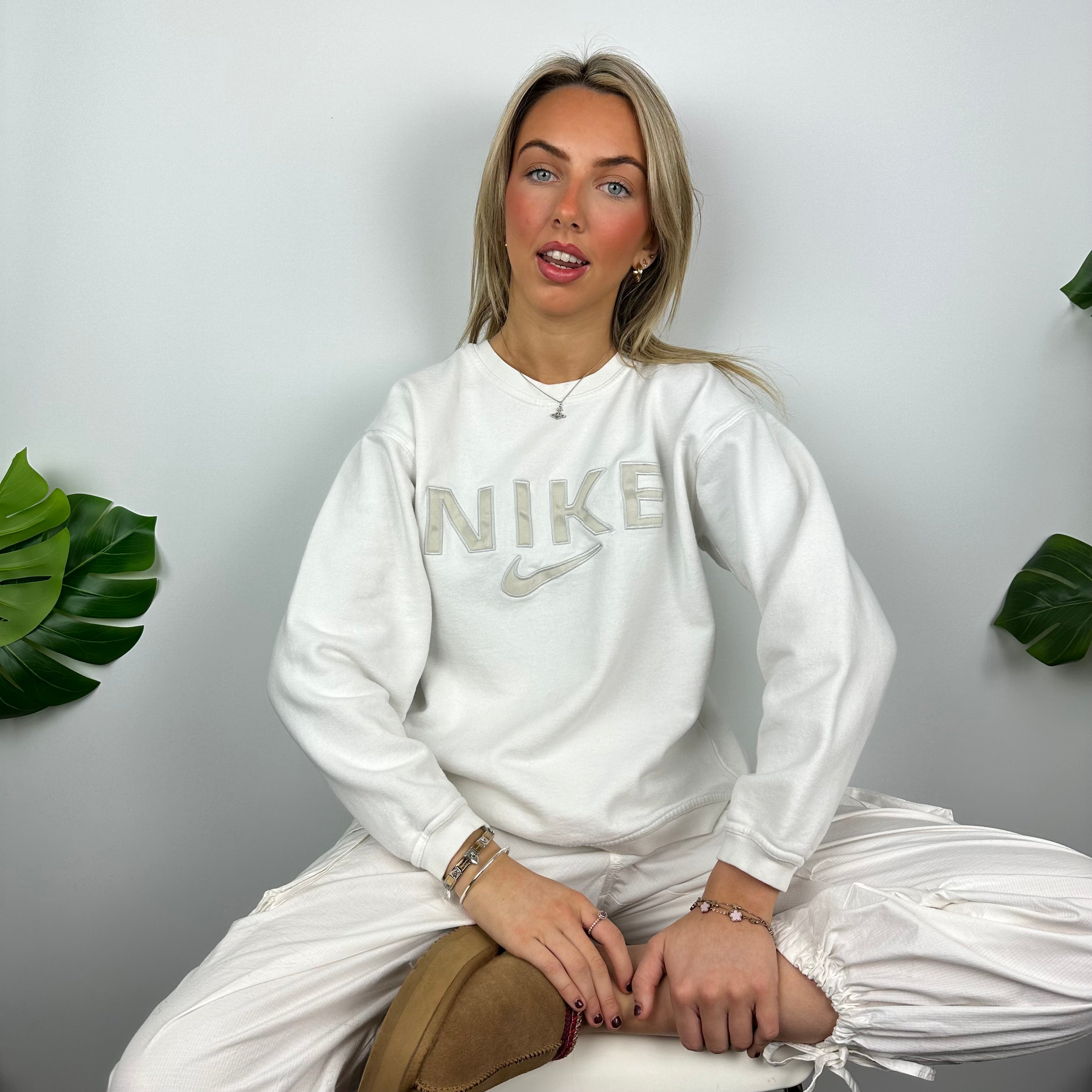 Nike White Embroidered Spell Out Sweatshirt (M)