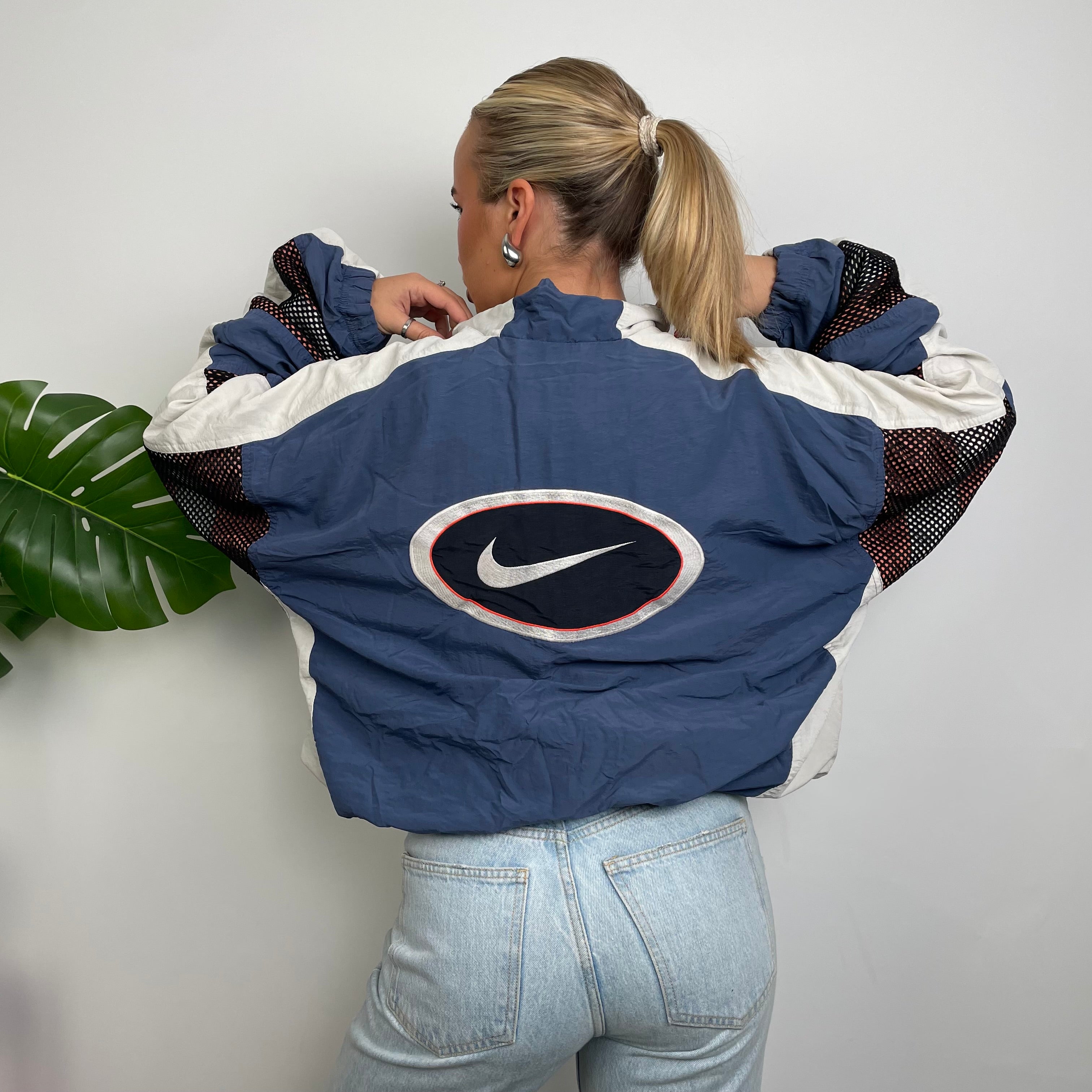 Nike Embroidered Swoosh Windbreaker Jacket (L)