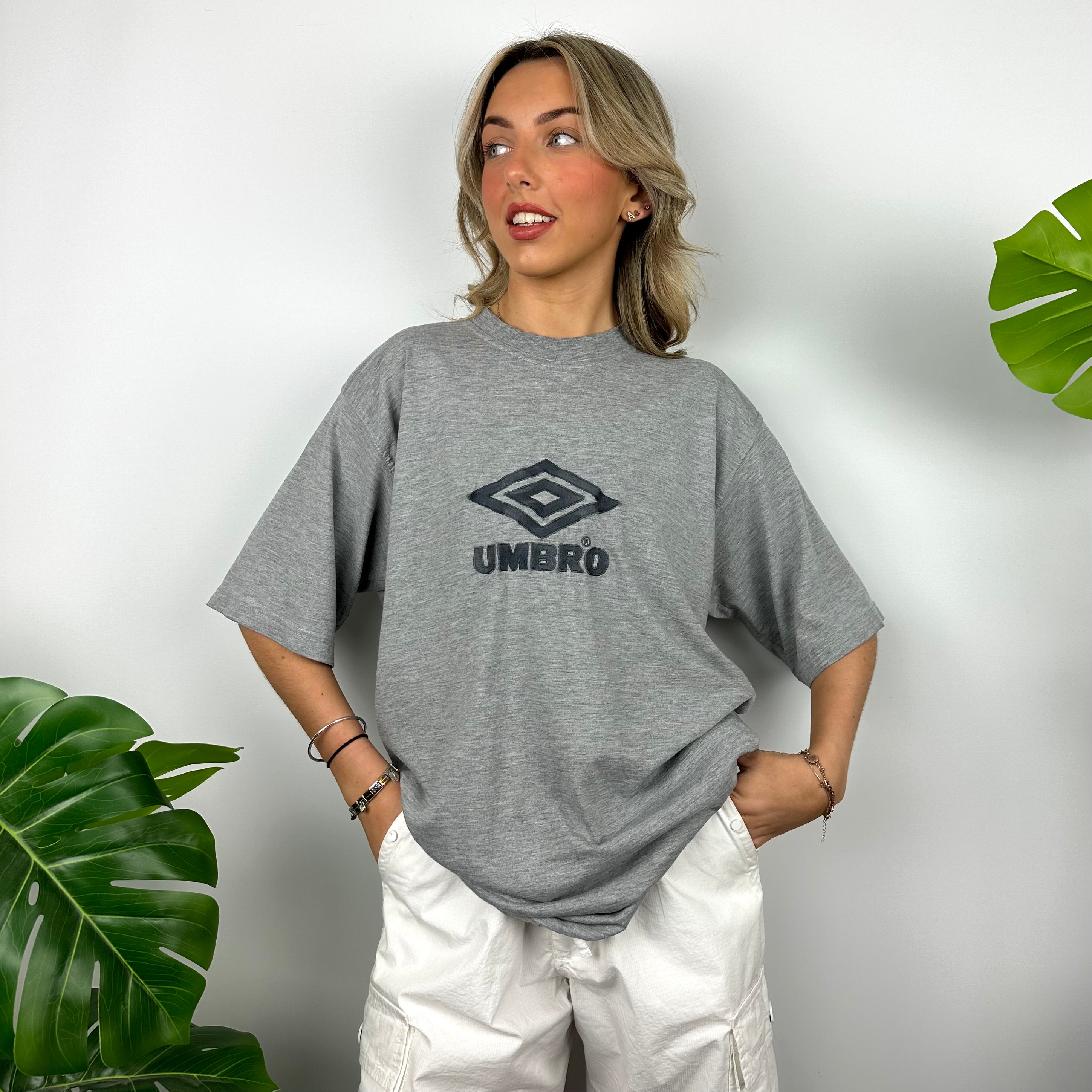 Umbro Grey Embroidered Spell Out T Shirt (XXL)