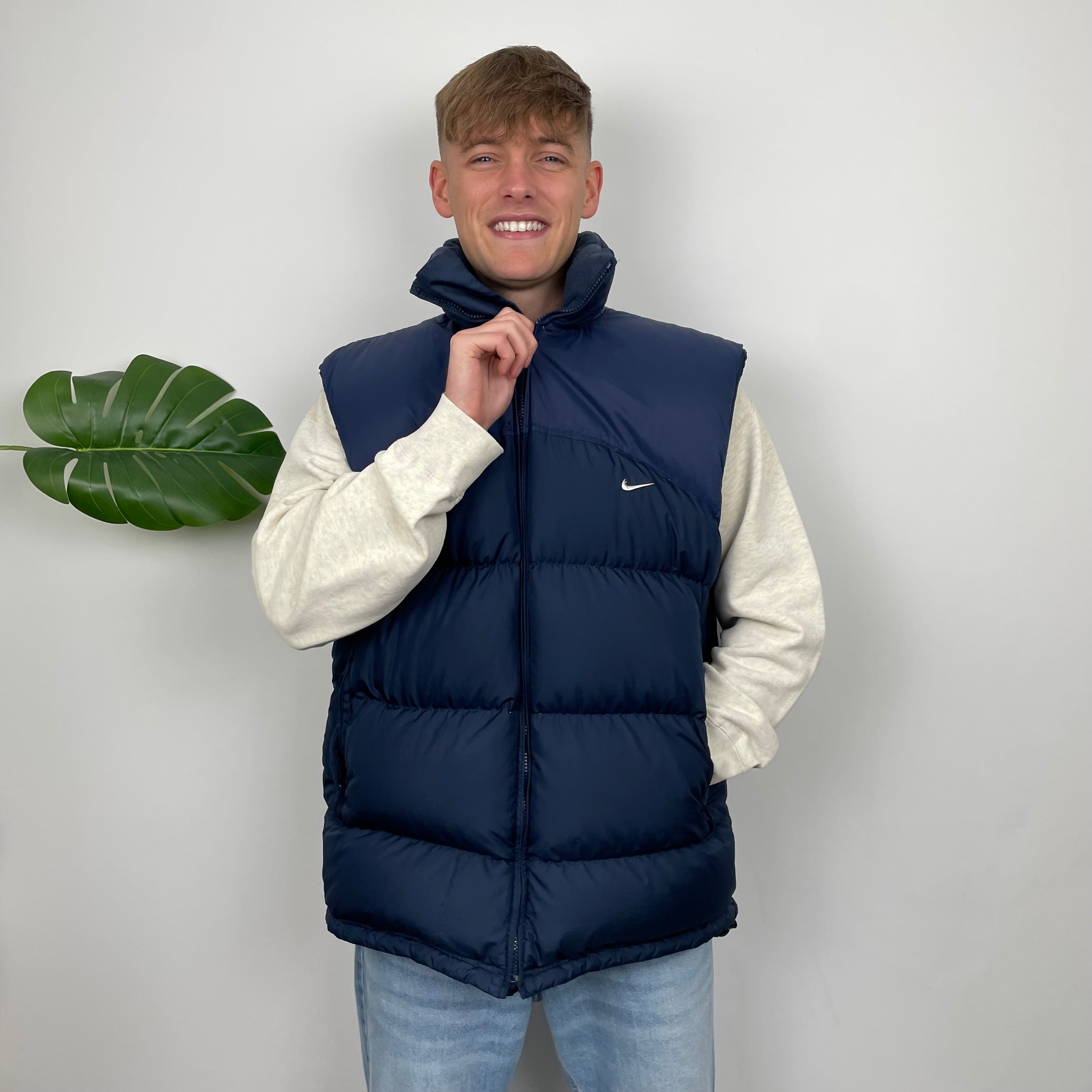 Nike Navy Embroidered Swoosh Puffer Gilet (XL)