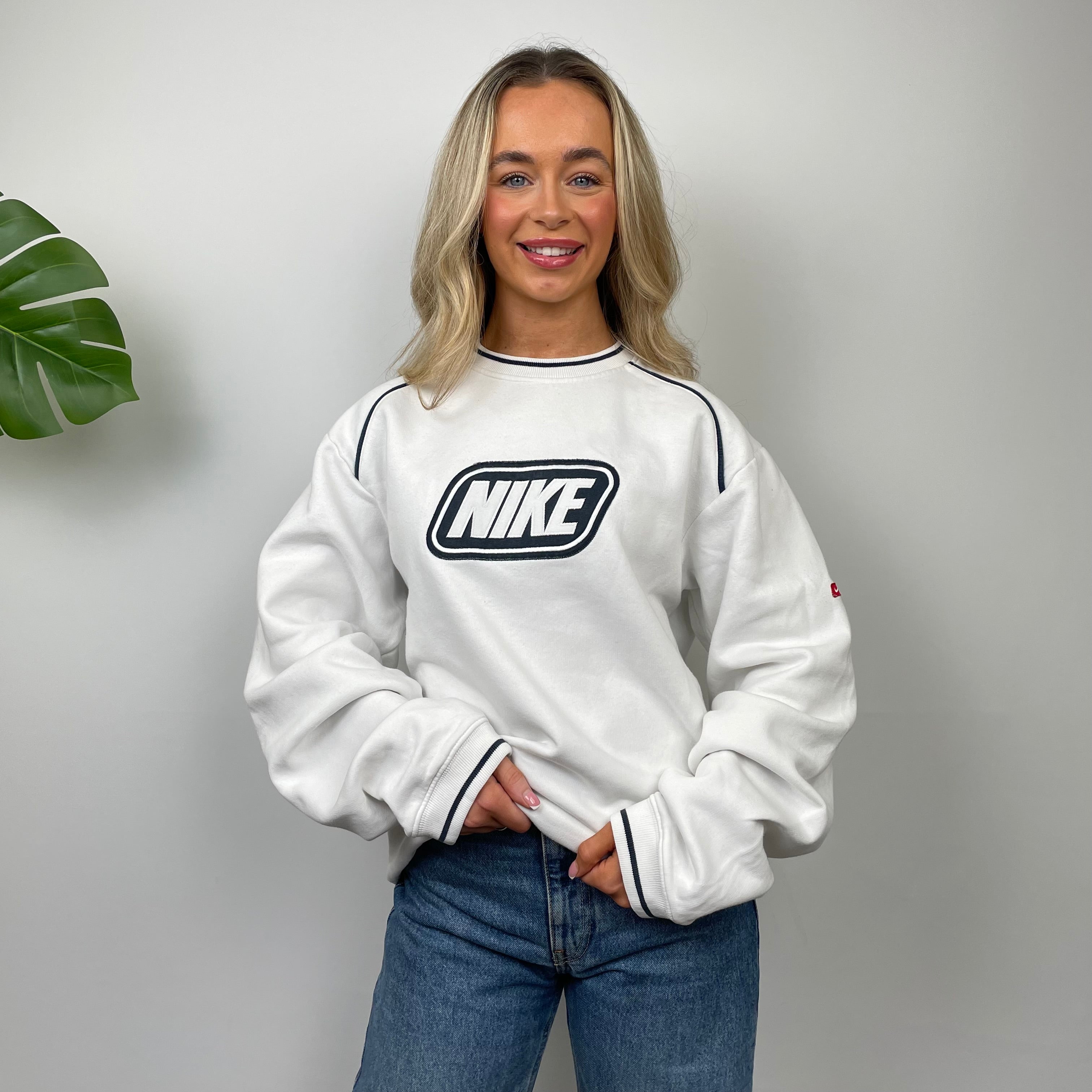 Nike RARE White Embroidered Spell Out Sweatshirt as worn by Molly Mae Hague (M)