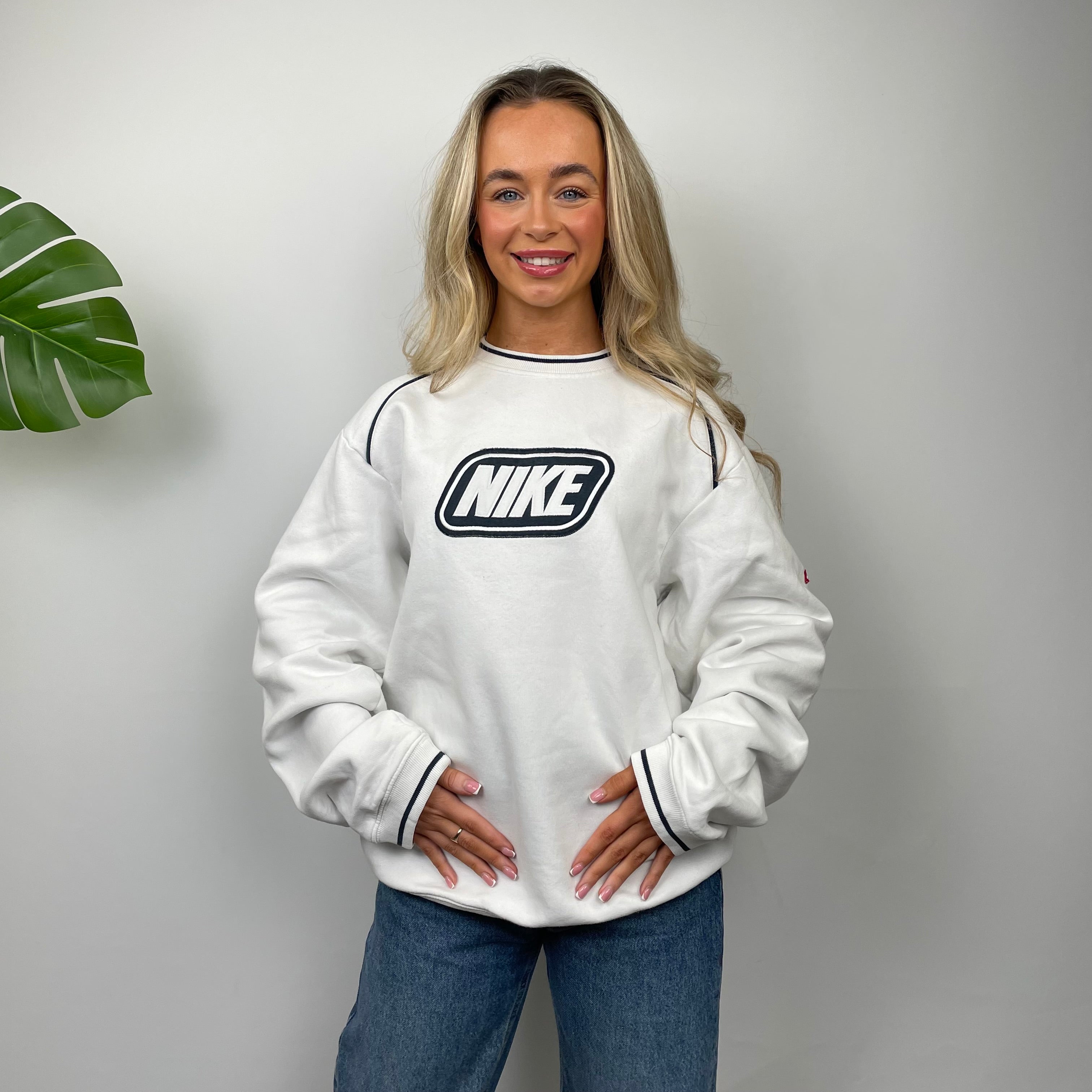 Nike RARE White Embroidered Spell Out Sweatshirt as worn by Molly Mae Hague (M)