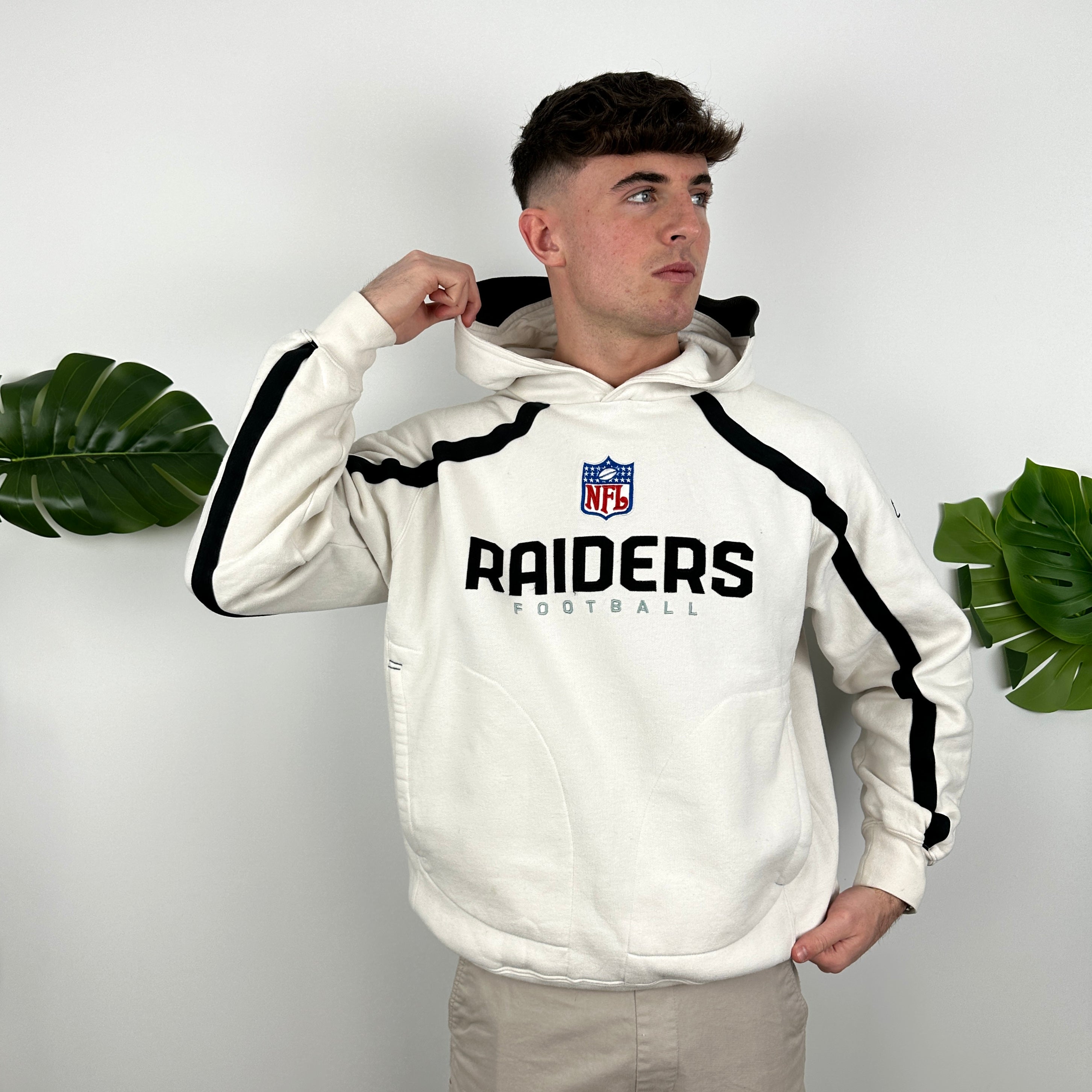 NFL Las Vegas Raiders White Embroidered Spell Out Hoodie (L)