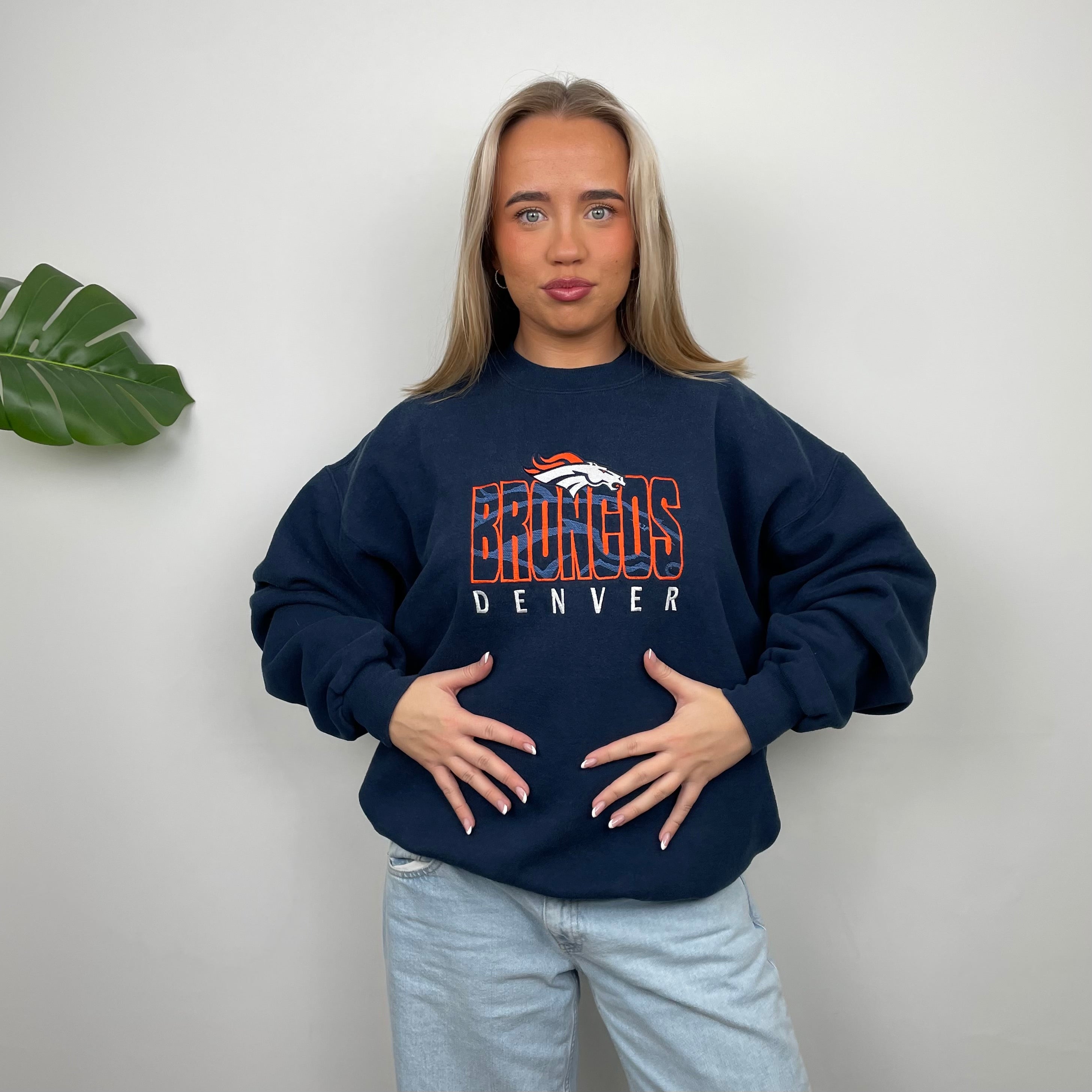 NFL Denver Broncos Navy Embroidered Spell Out Sweatshirt (L)