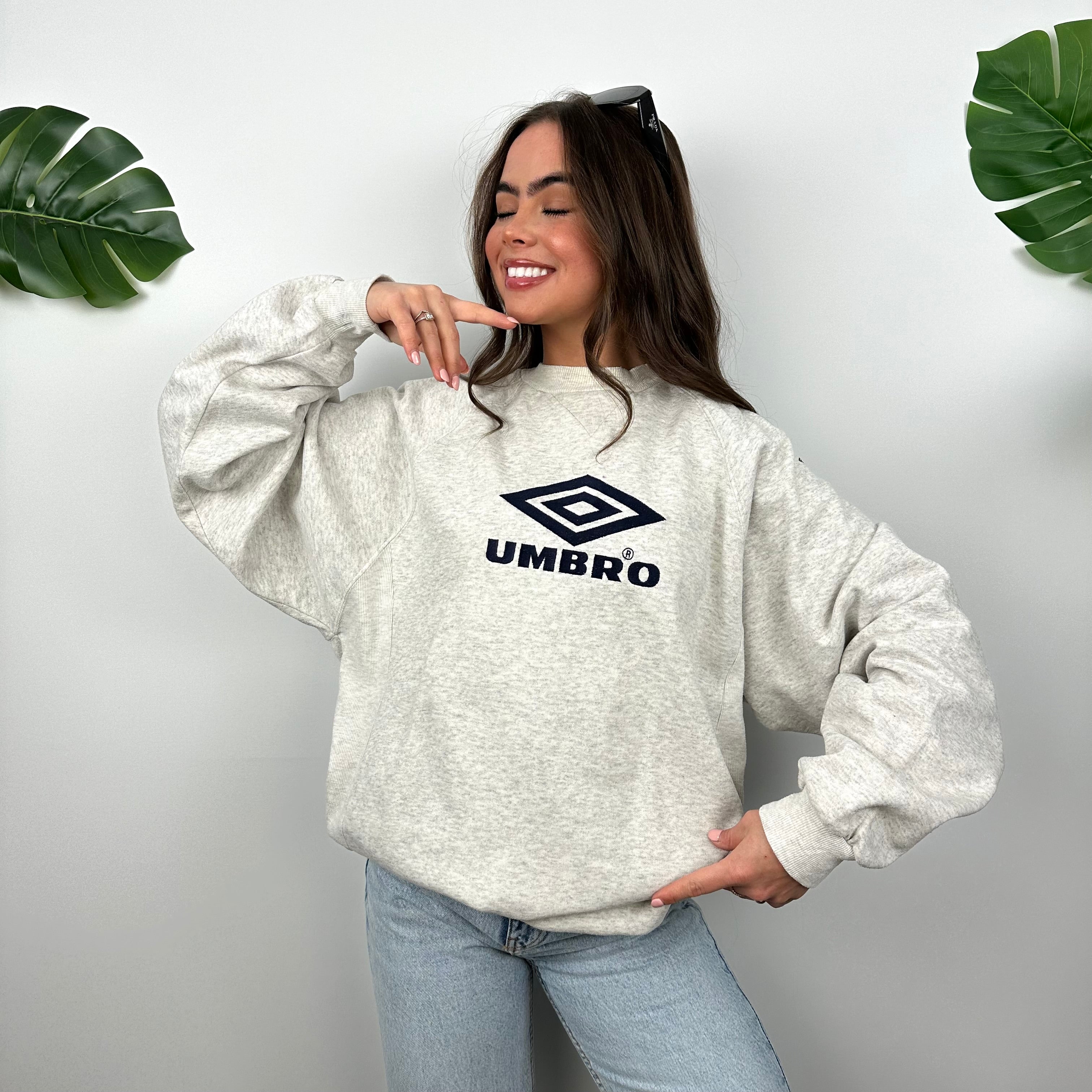 Umbro Grey Embroidered Spell Out Sweatshirt (L)