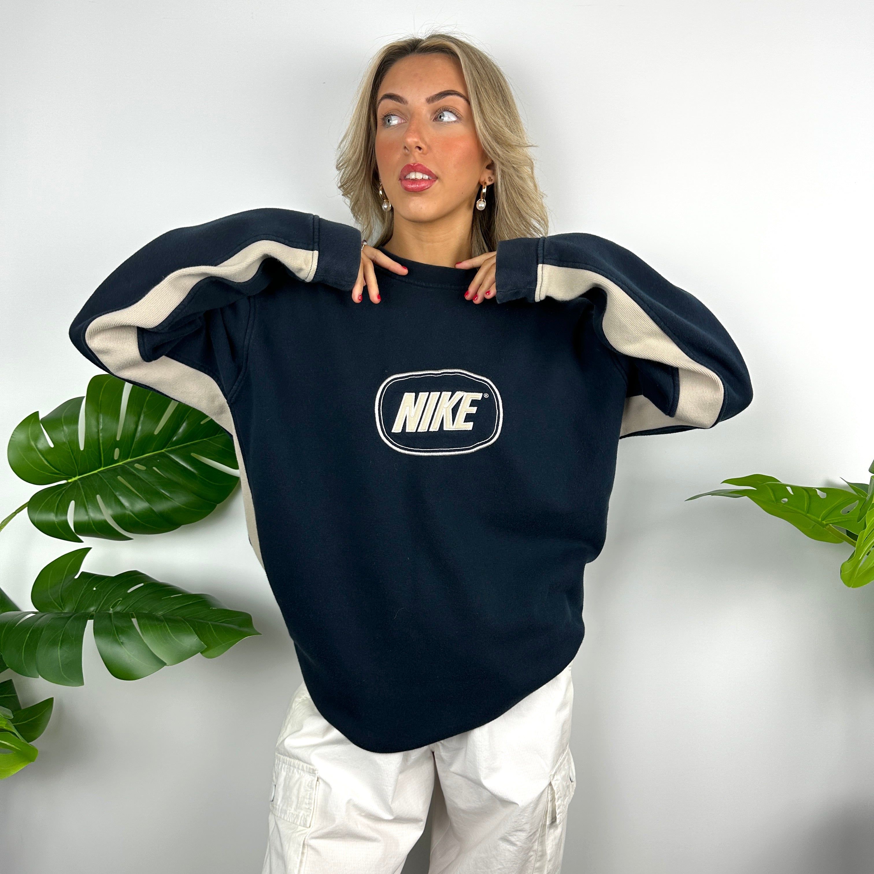 Nike Navy Embroidered Spell Out Sweatshirt (L)