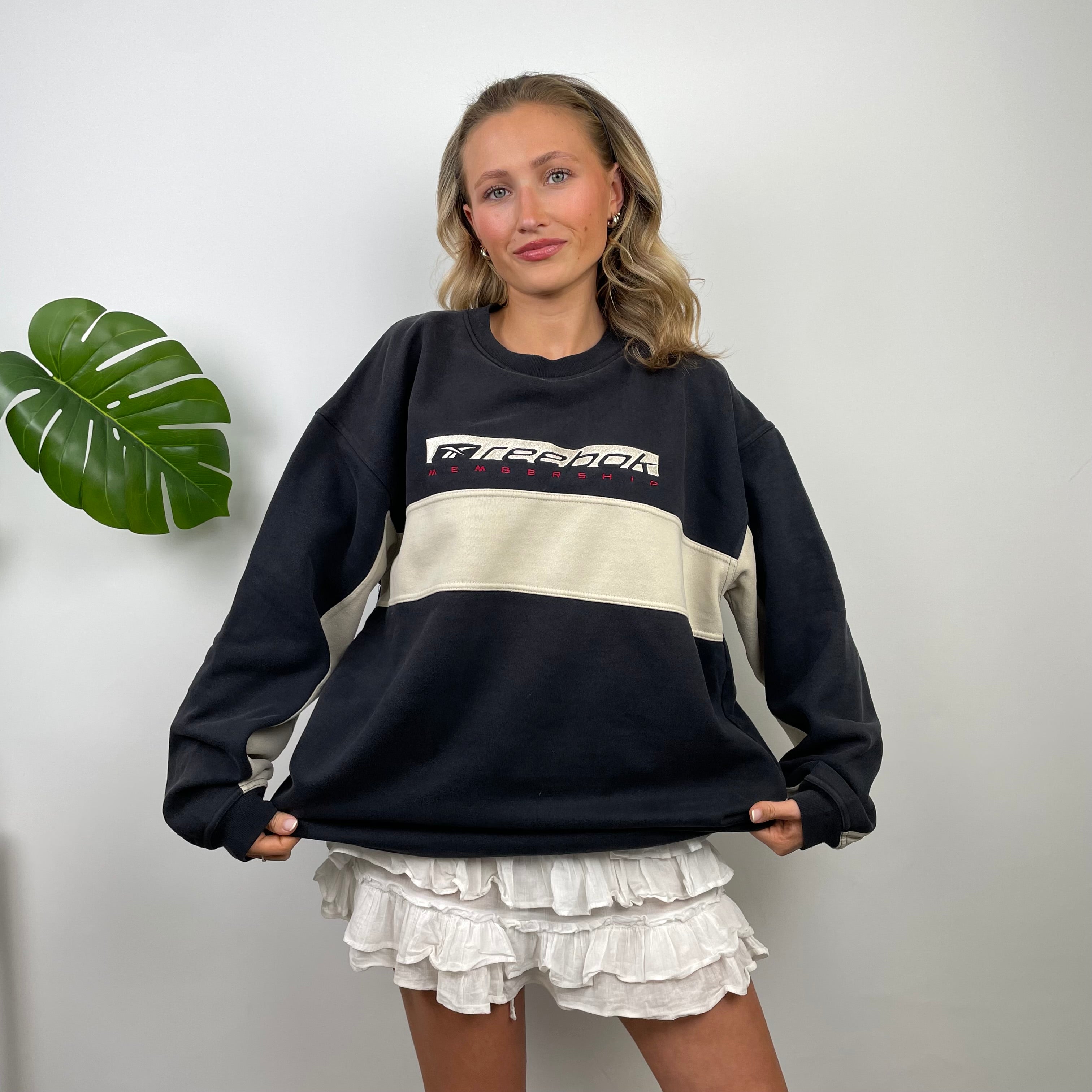 Reebok Membership RARE Black and Cream Embroidered Spell Out Sweatshirt (L)