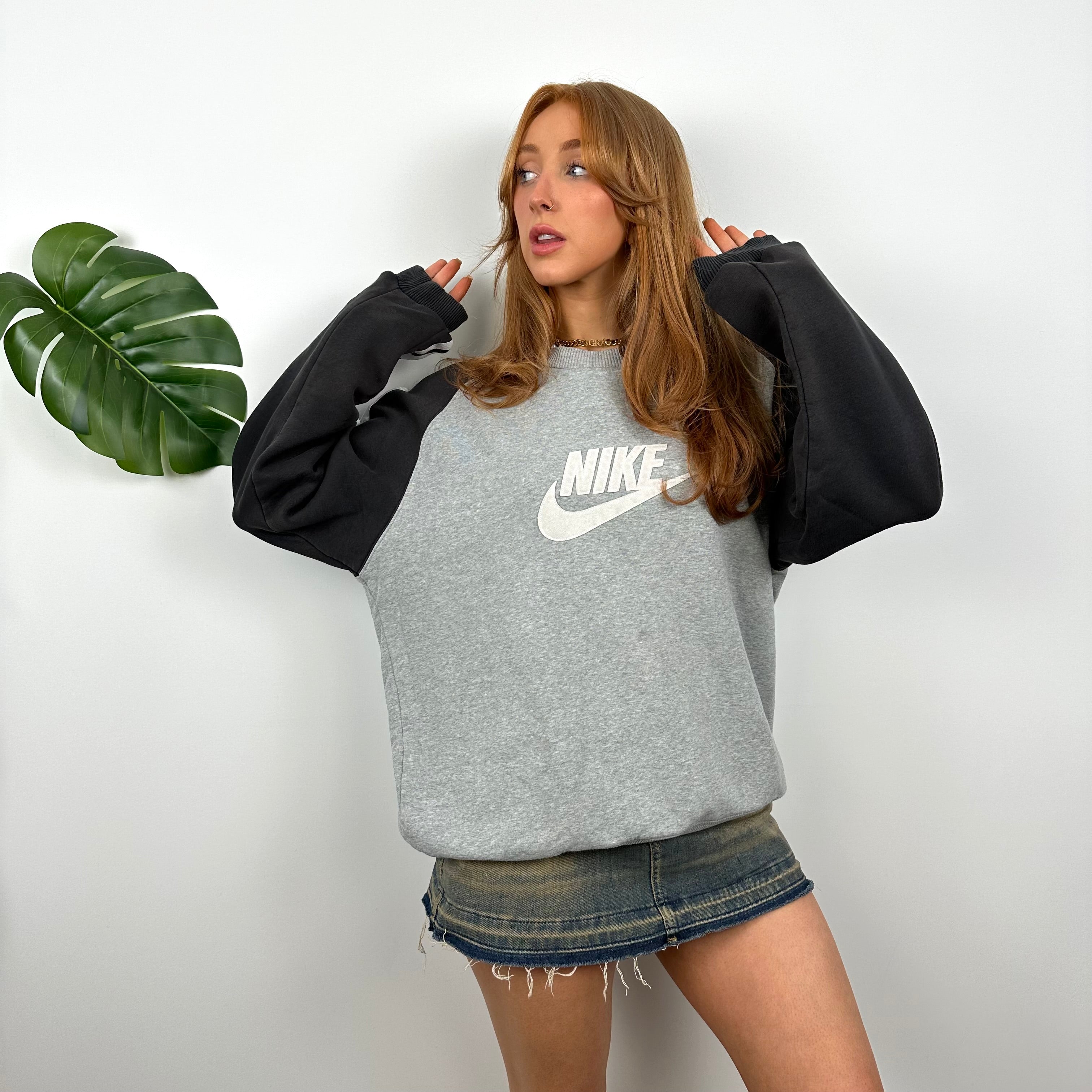 Nike Grey Embroidered Spell Out Sweatshirt (L)