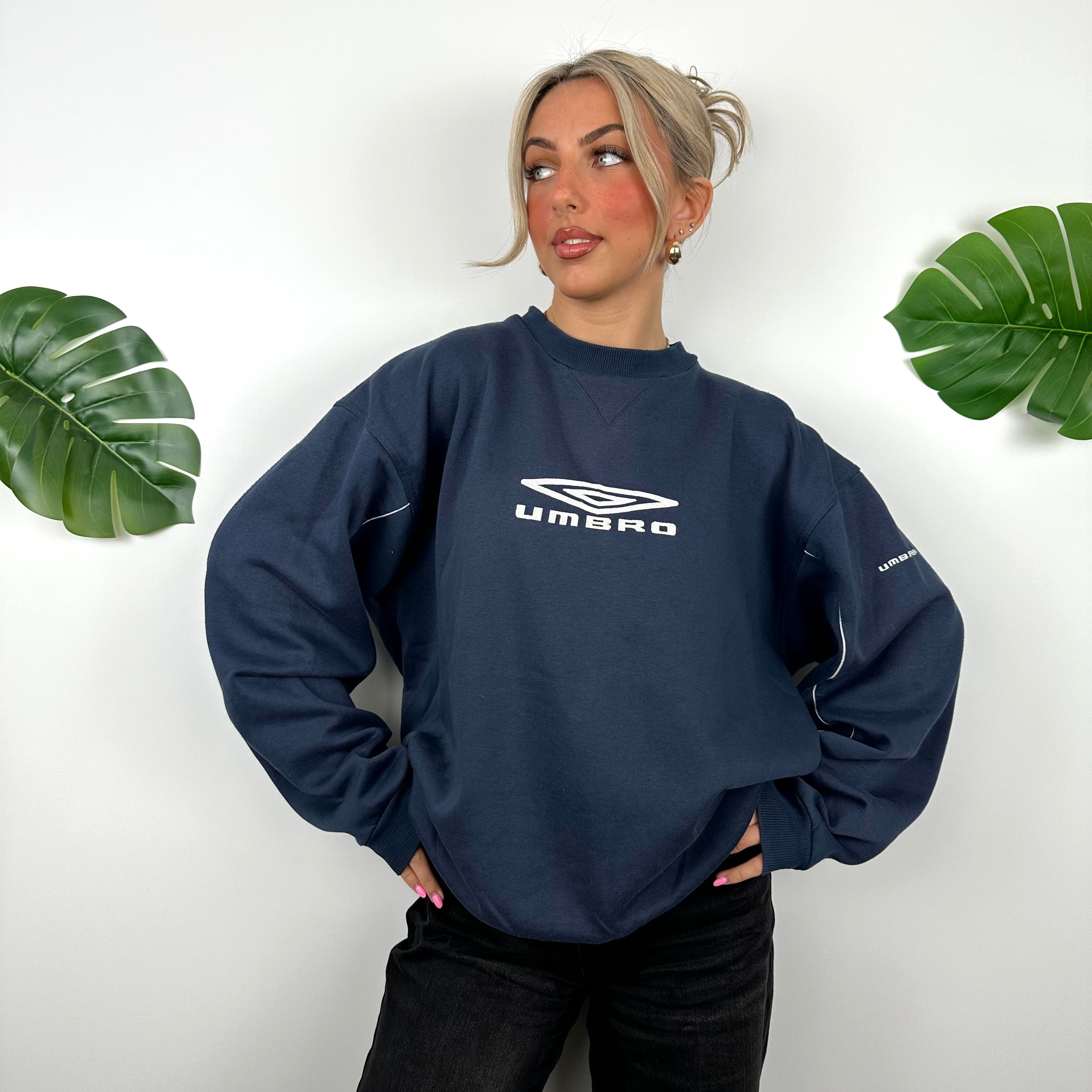 Umbro Navy Embroidered Spell Out Sweatshirt (L)