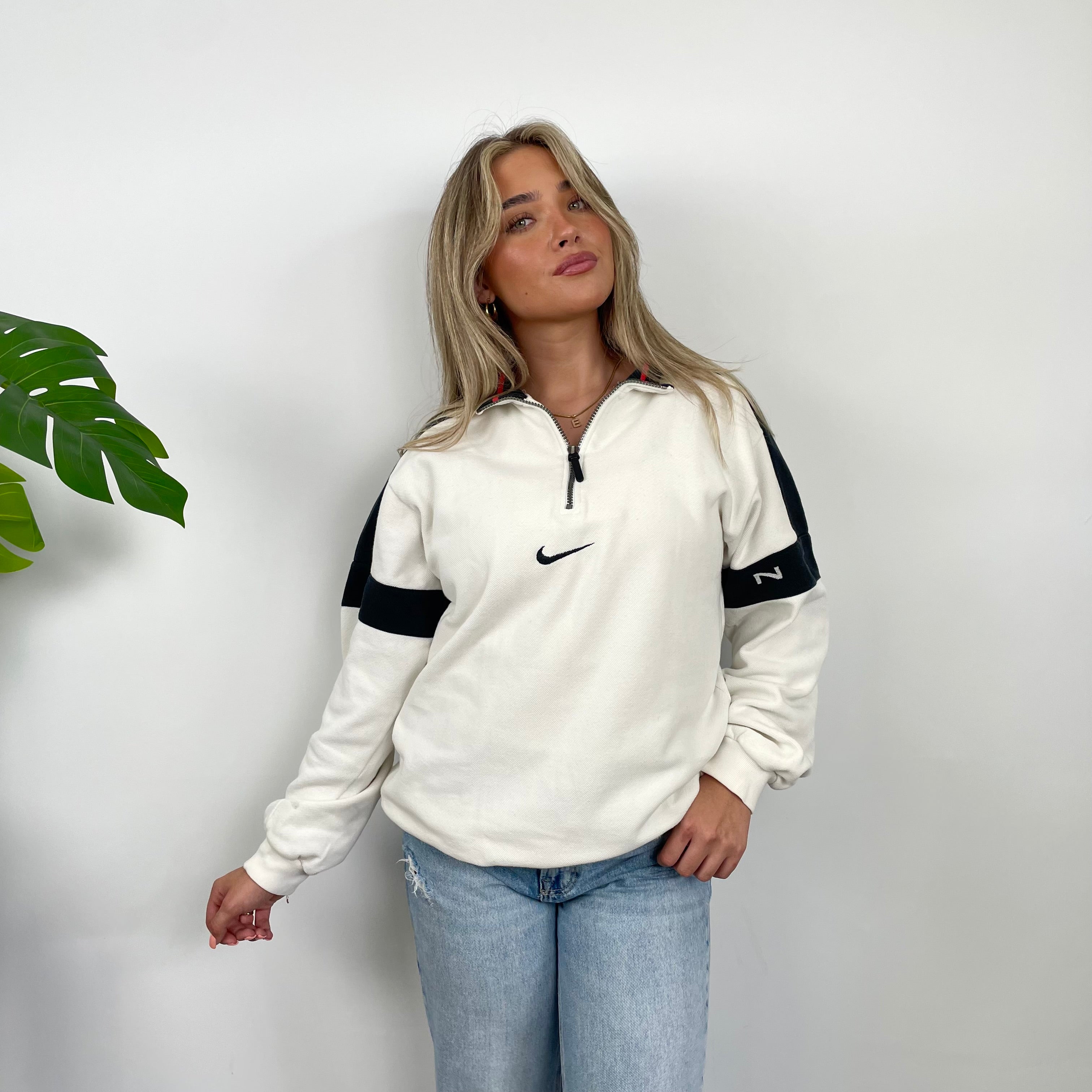 Nike RARE White Embroidered Spell Quarter Zip Sweatshirt (L)