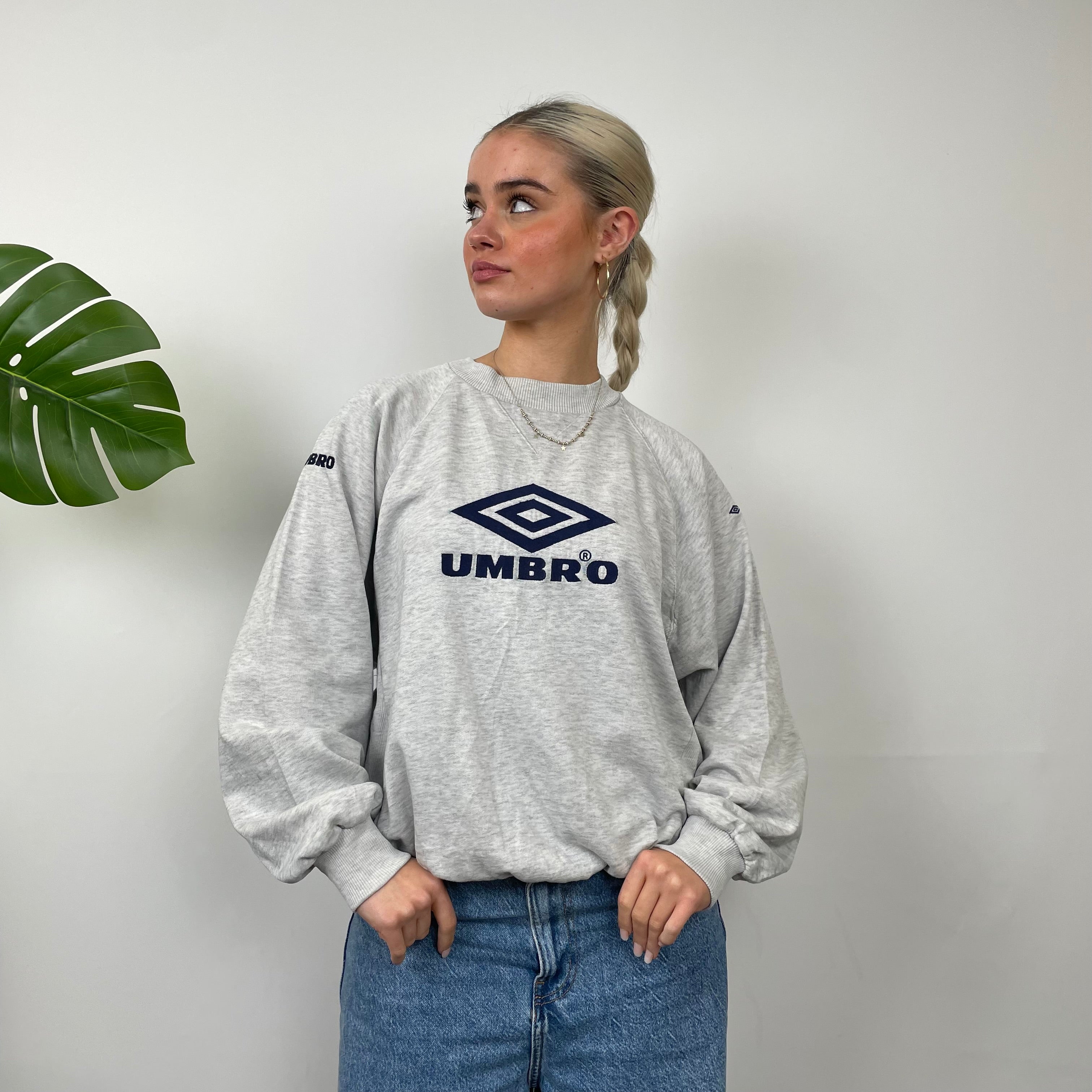 Umbro Grey Embroidered Spell Out Sweatshirt (M)