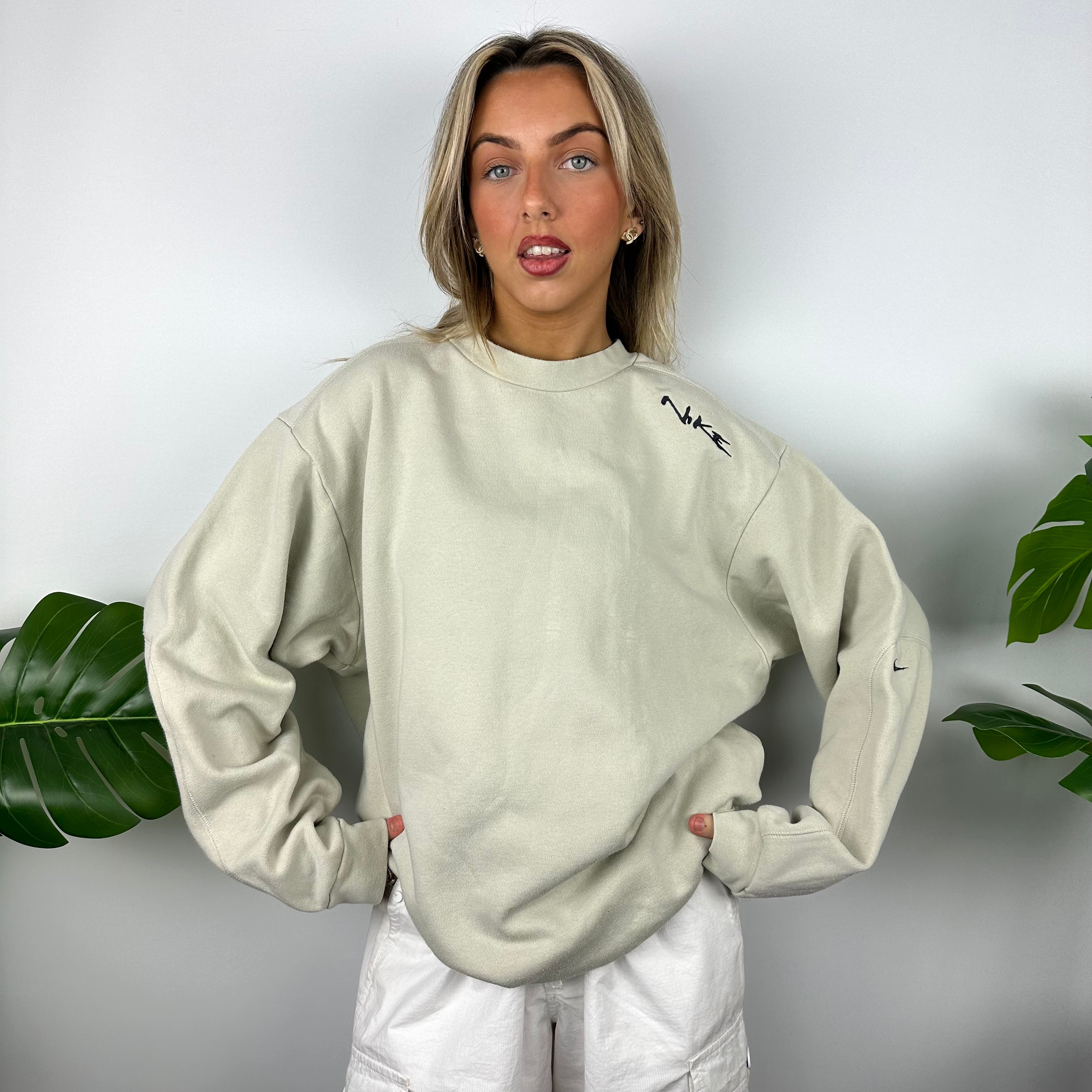 Nike Cream Embroidered Spell Out Sweatshirt (L)
