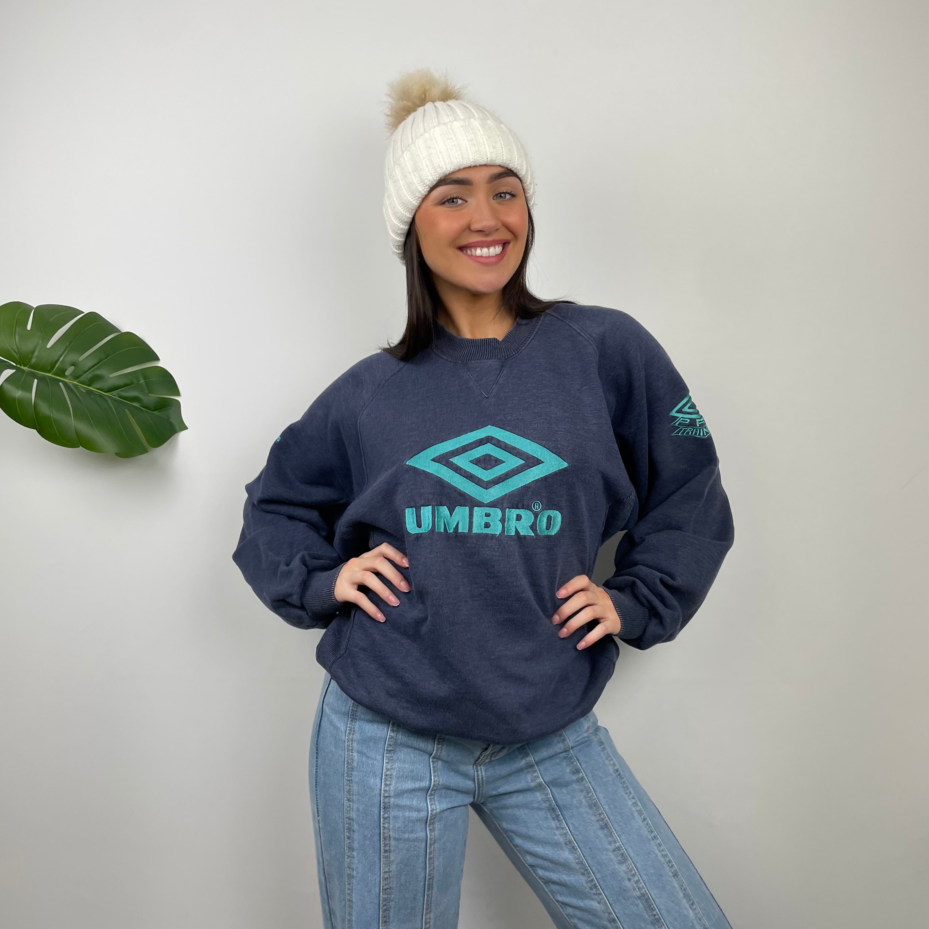 Umbro Navy Embroidered Spell Out Sweatshirt (L)