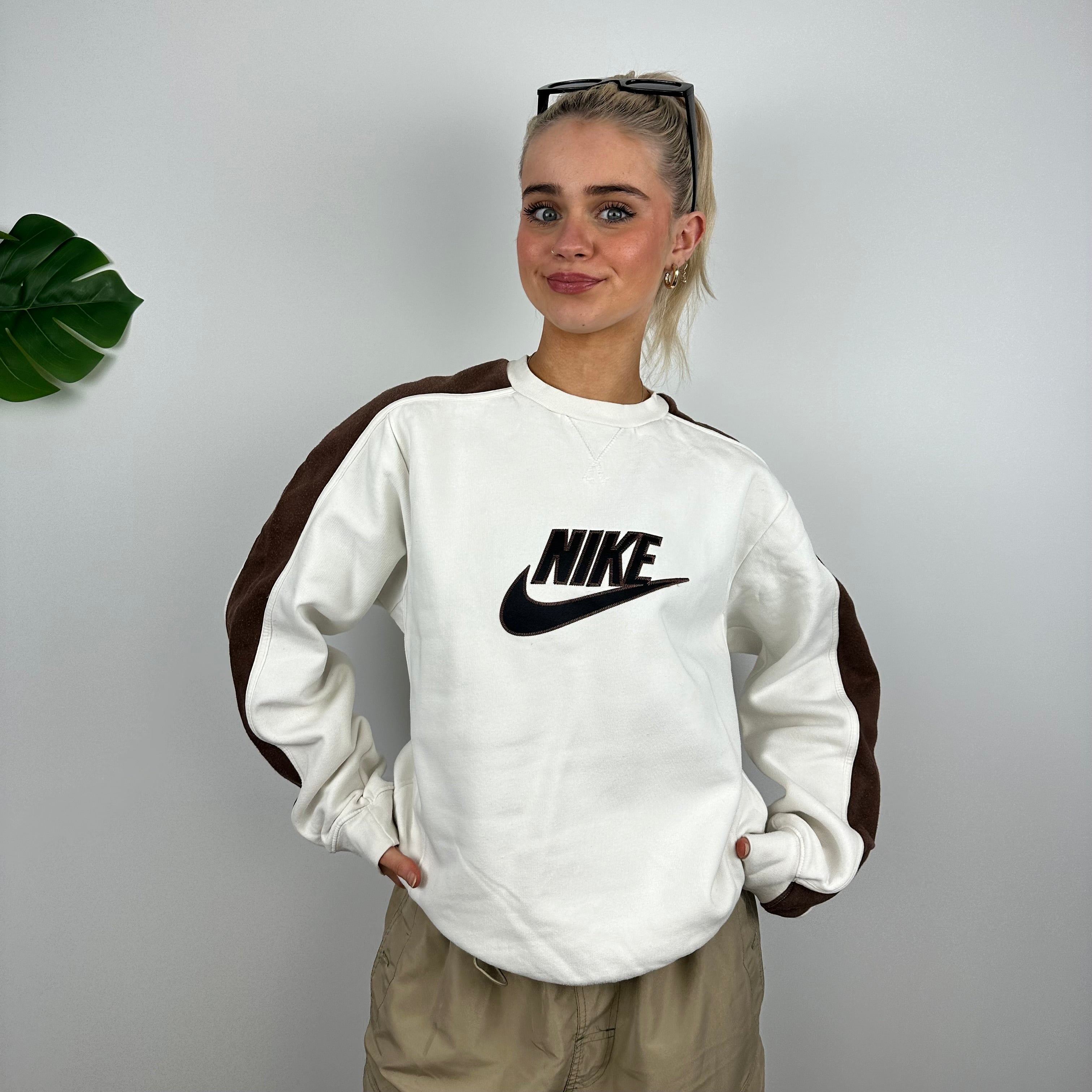 Nike RARE White Embroidered Spell Out Sweatshirt (S)