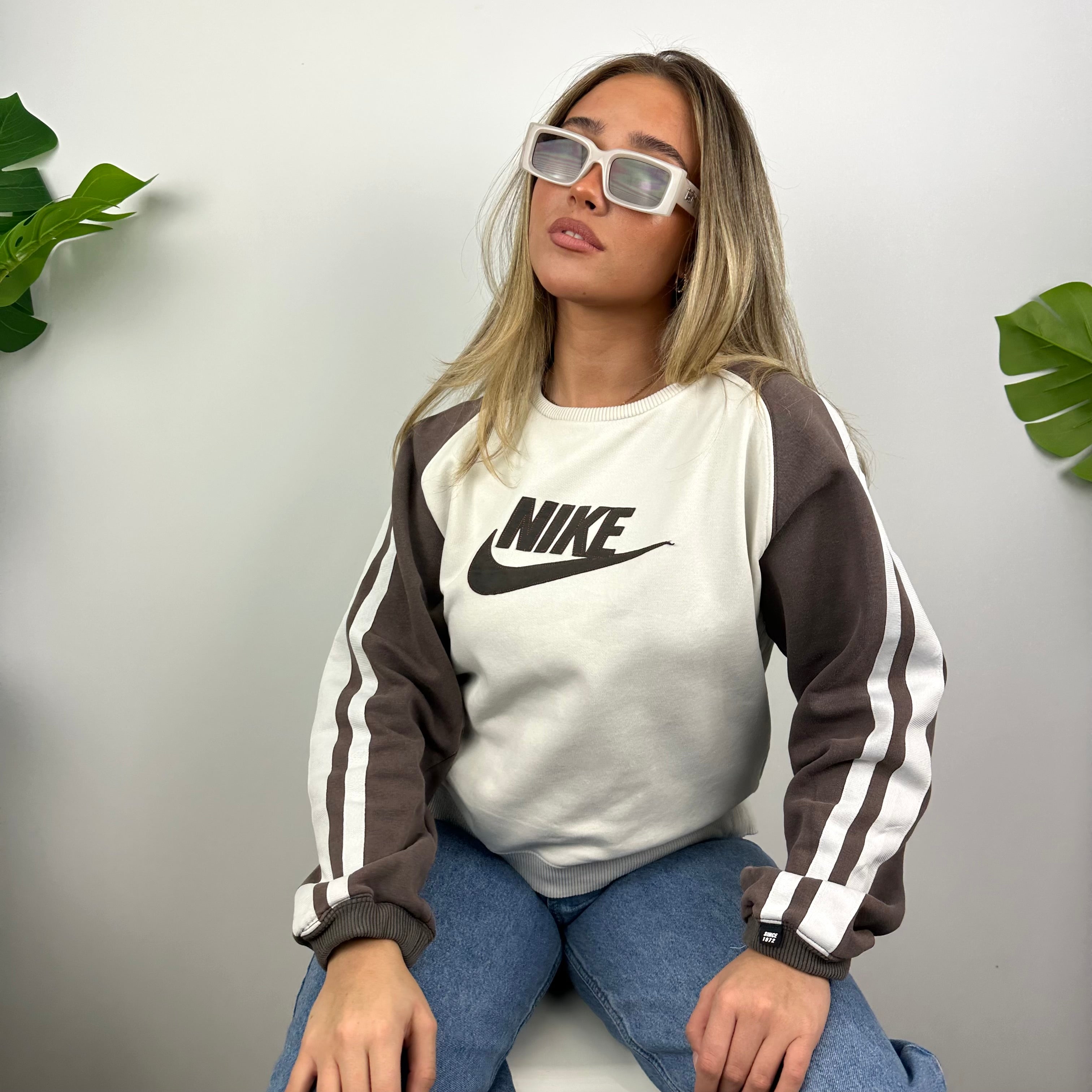 Nike White Embroidered Spell Out Sweatshirt (S)