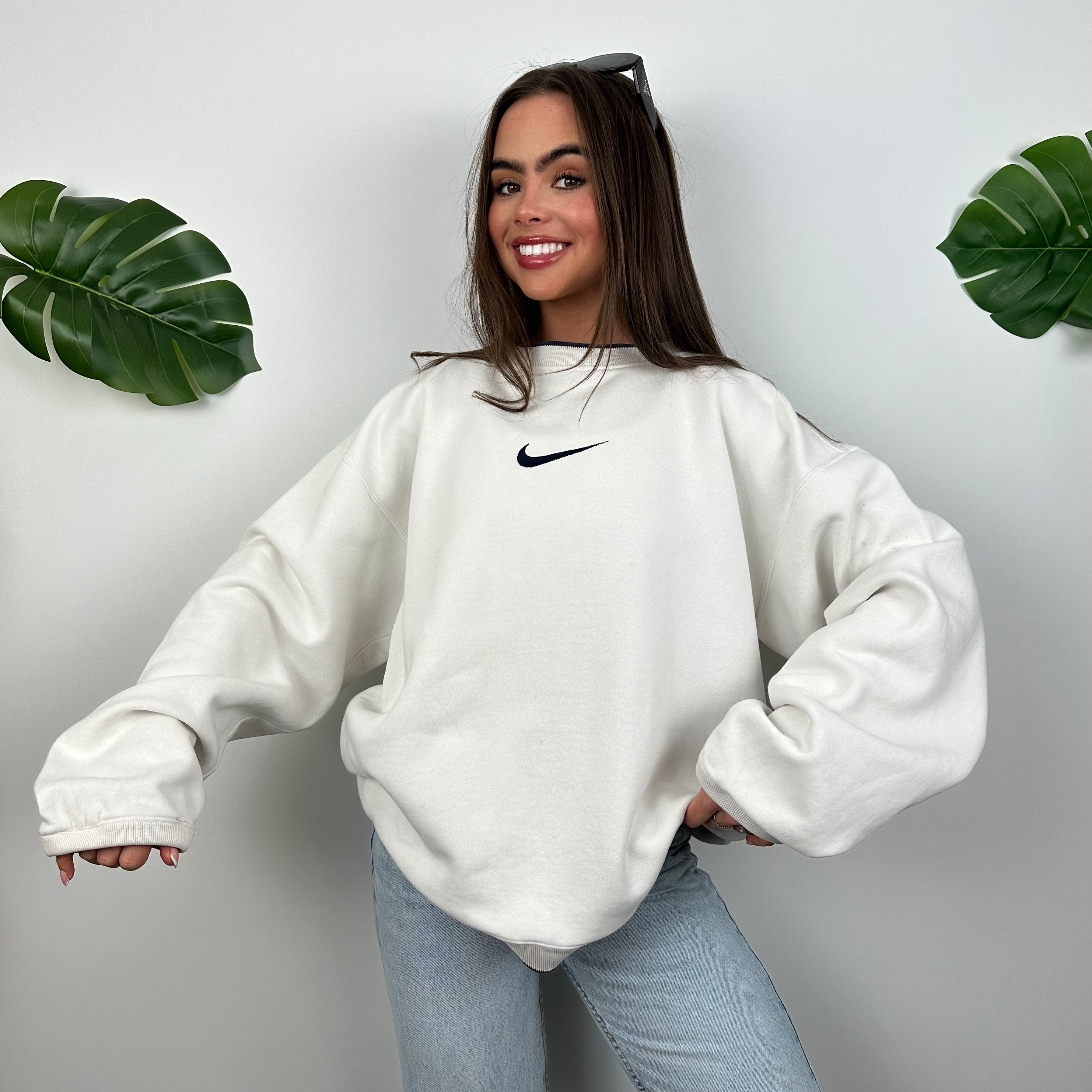 Nike RARE White Embroidered Swoosh Sweatshirt (L)