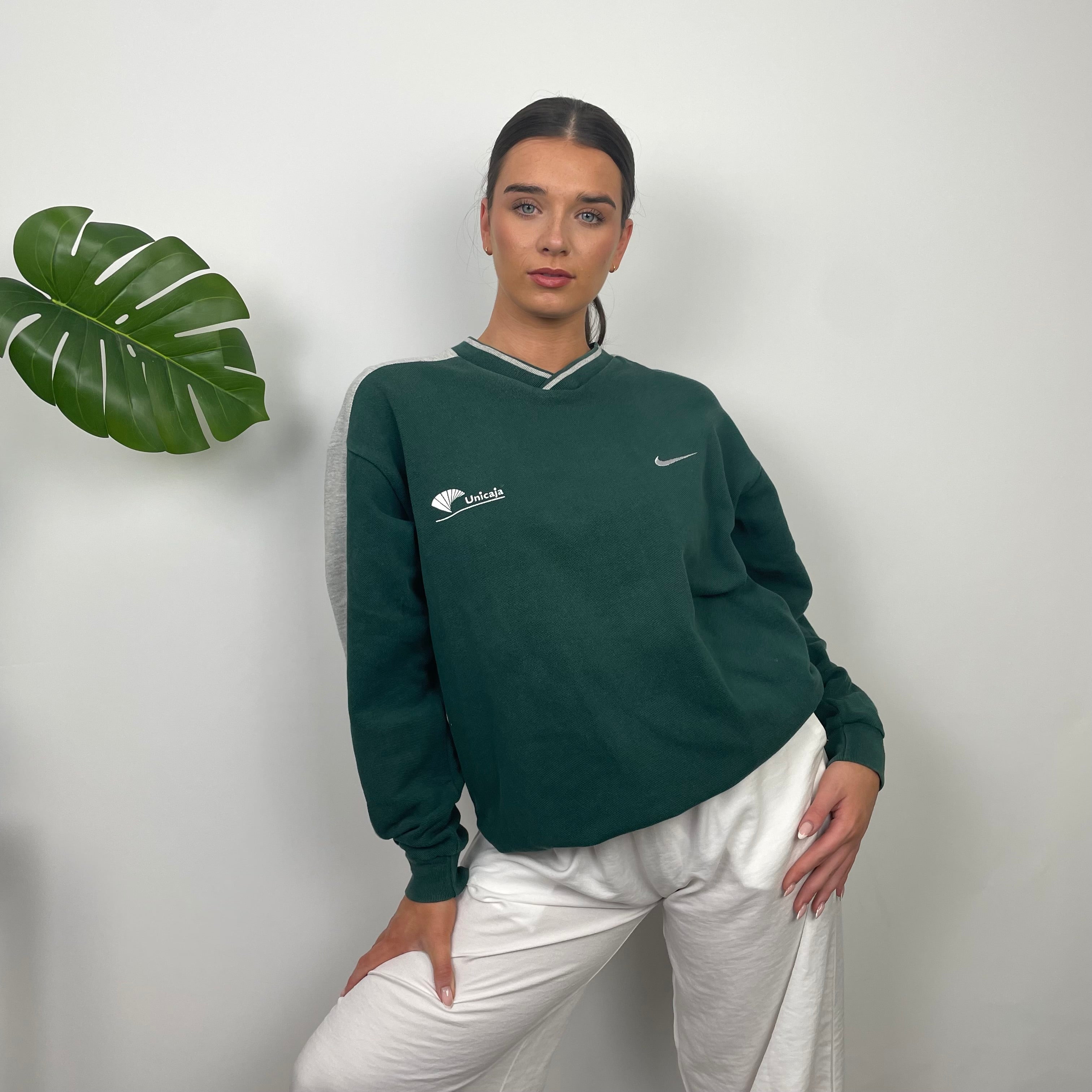 Nike Green Embroidered Swoosh Sweatshirt (M)