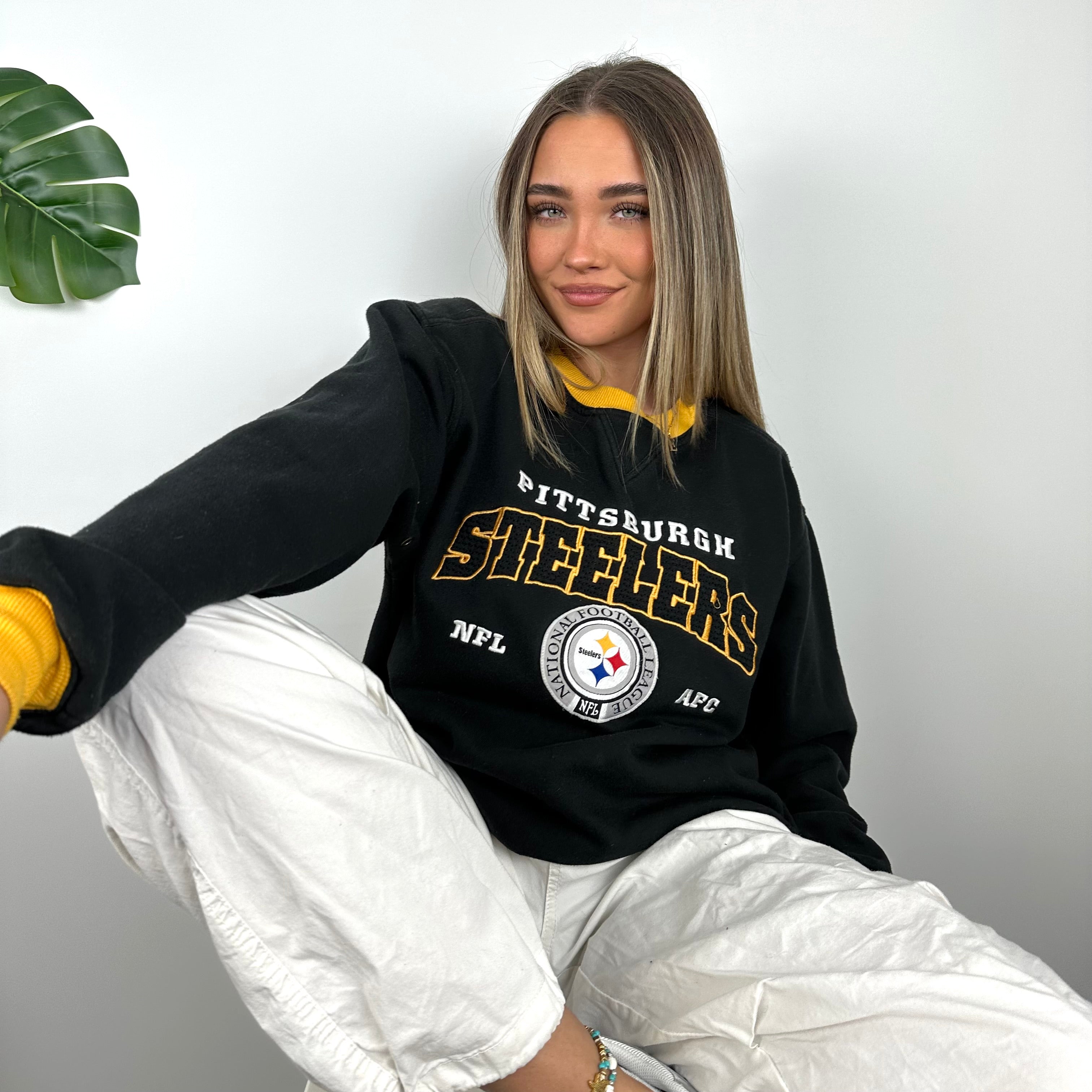 NFL Pittsburgh Steelers Black Embroidered Spell Out Sweatshirt (M)