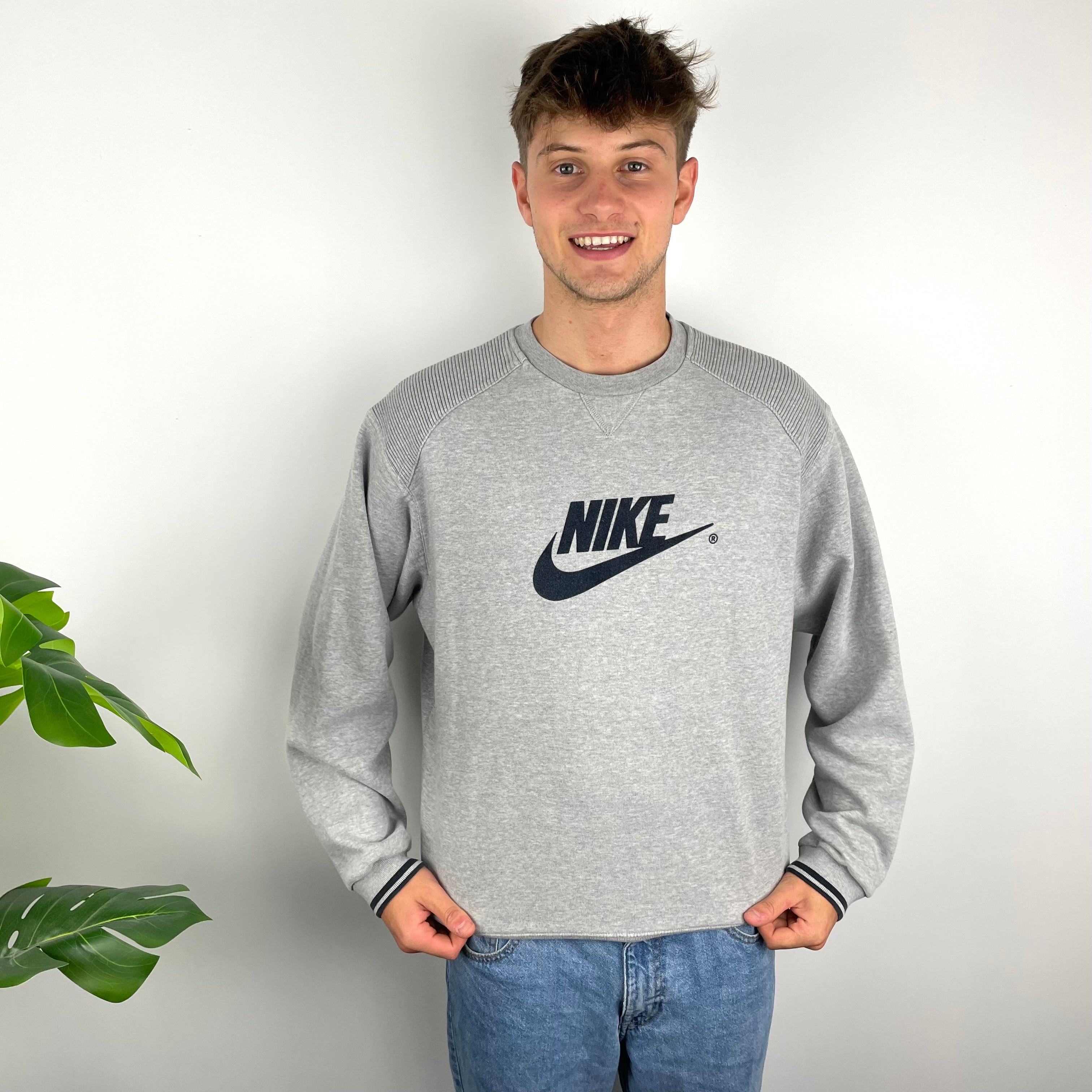 Nike RARE Grey Spell Out Sweatshirt (M)