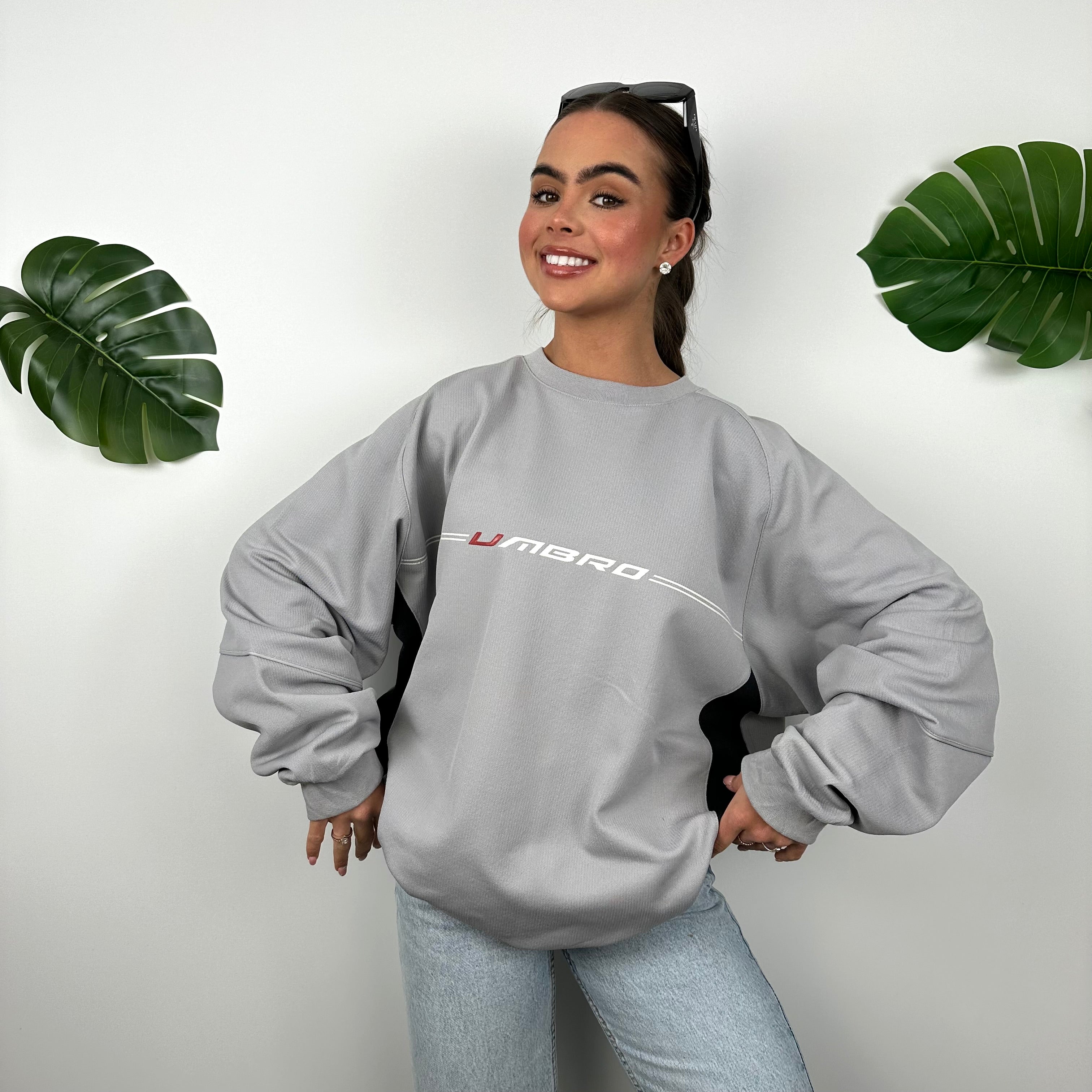 Umbro Grey Embroidered Spell Out Sweatshirt (XL)