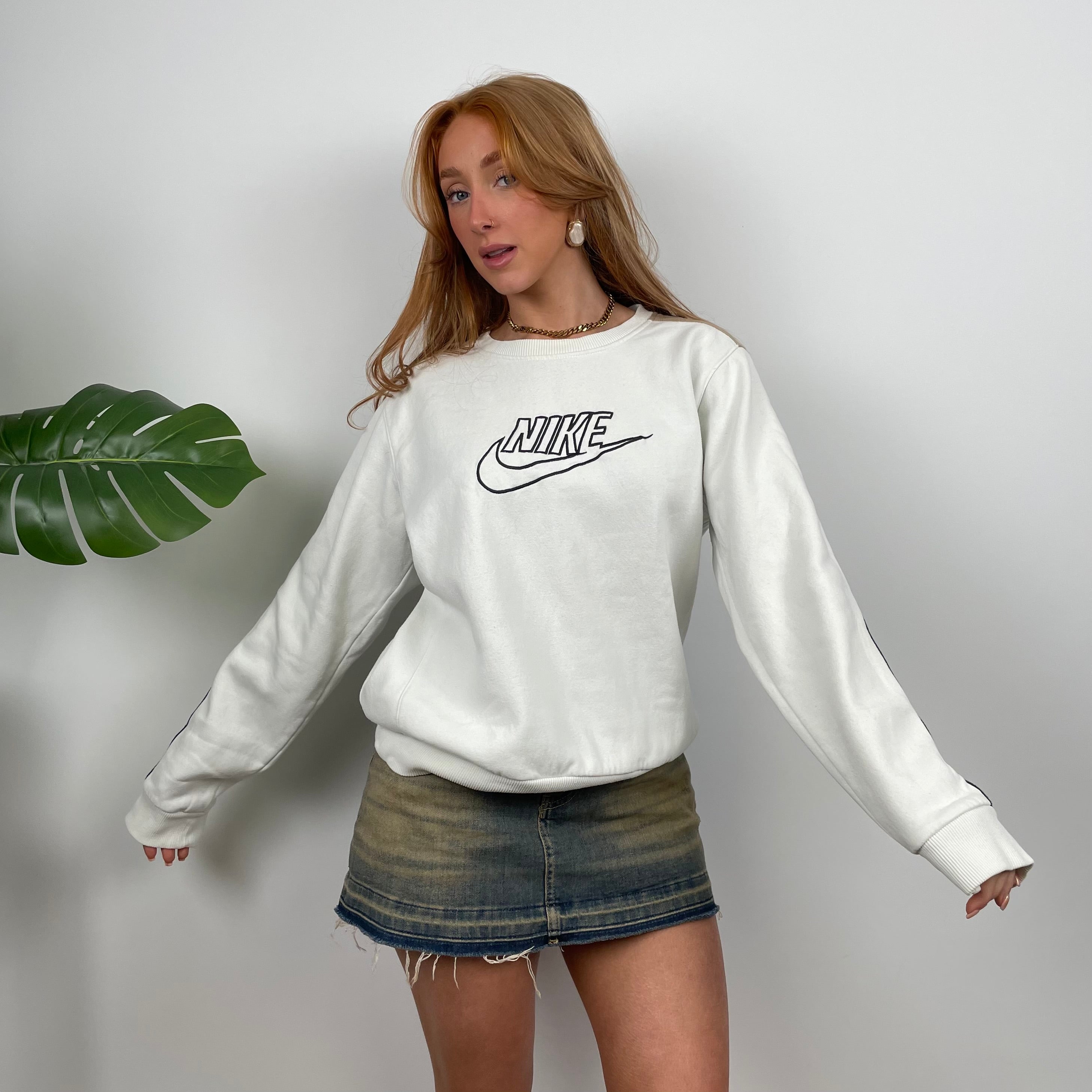 Nike White Embroidered Spell Out Sweatshirt (S)