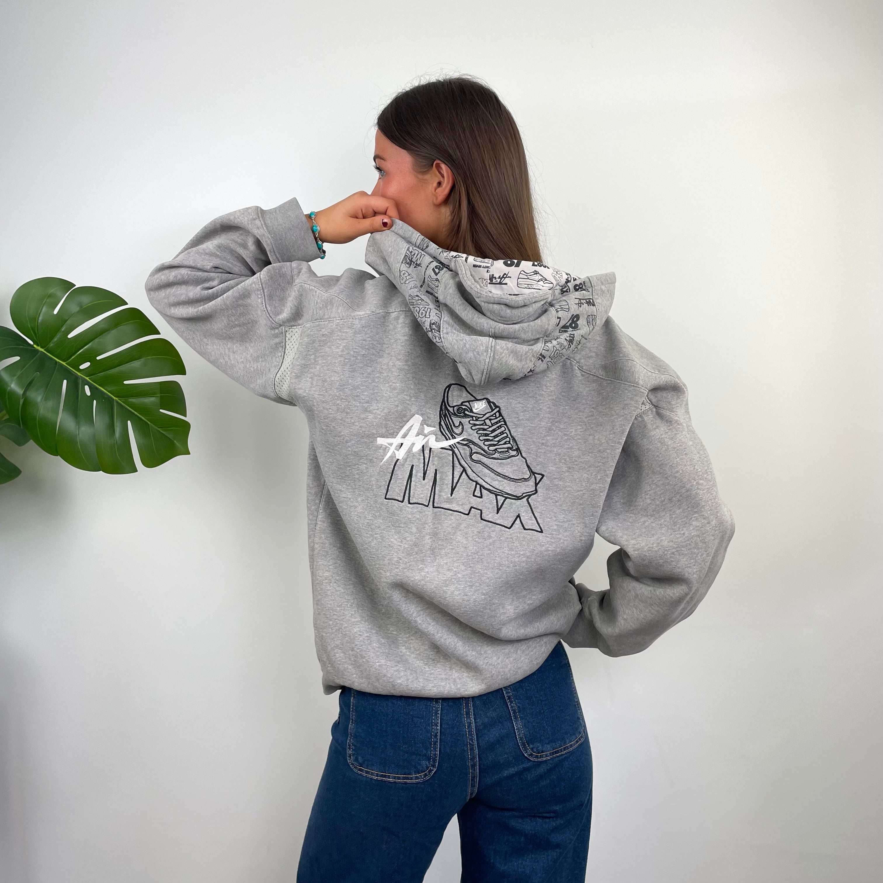 Nike Air Max RARE Grey Embroidered Swoosh Zip Up Hoodie (M)