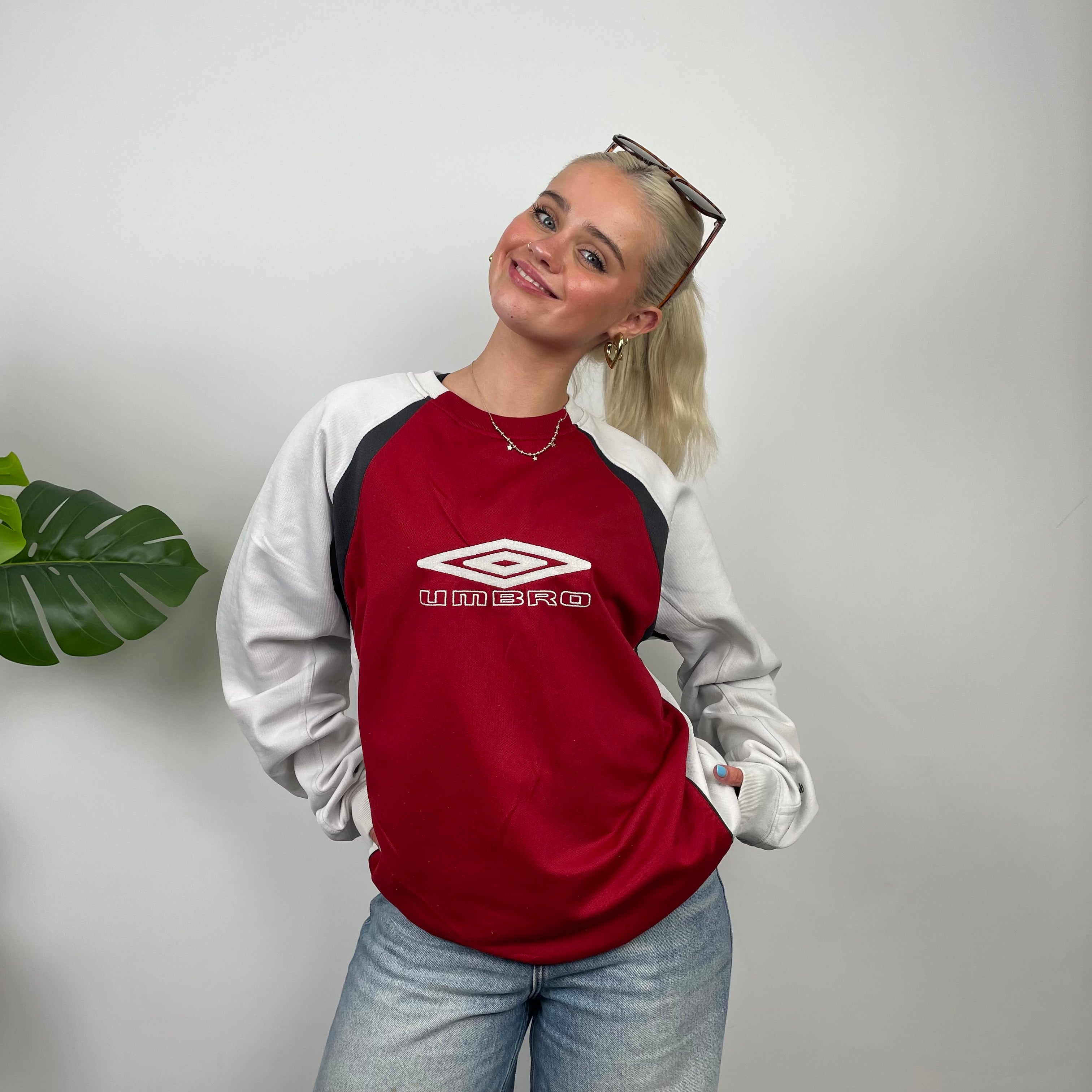 Umbro Red Embroidered Spell Out Sweatshirt (L)