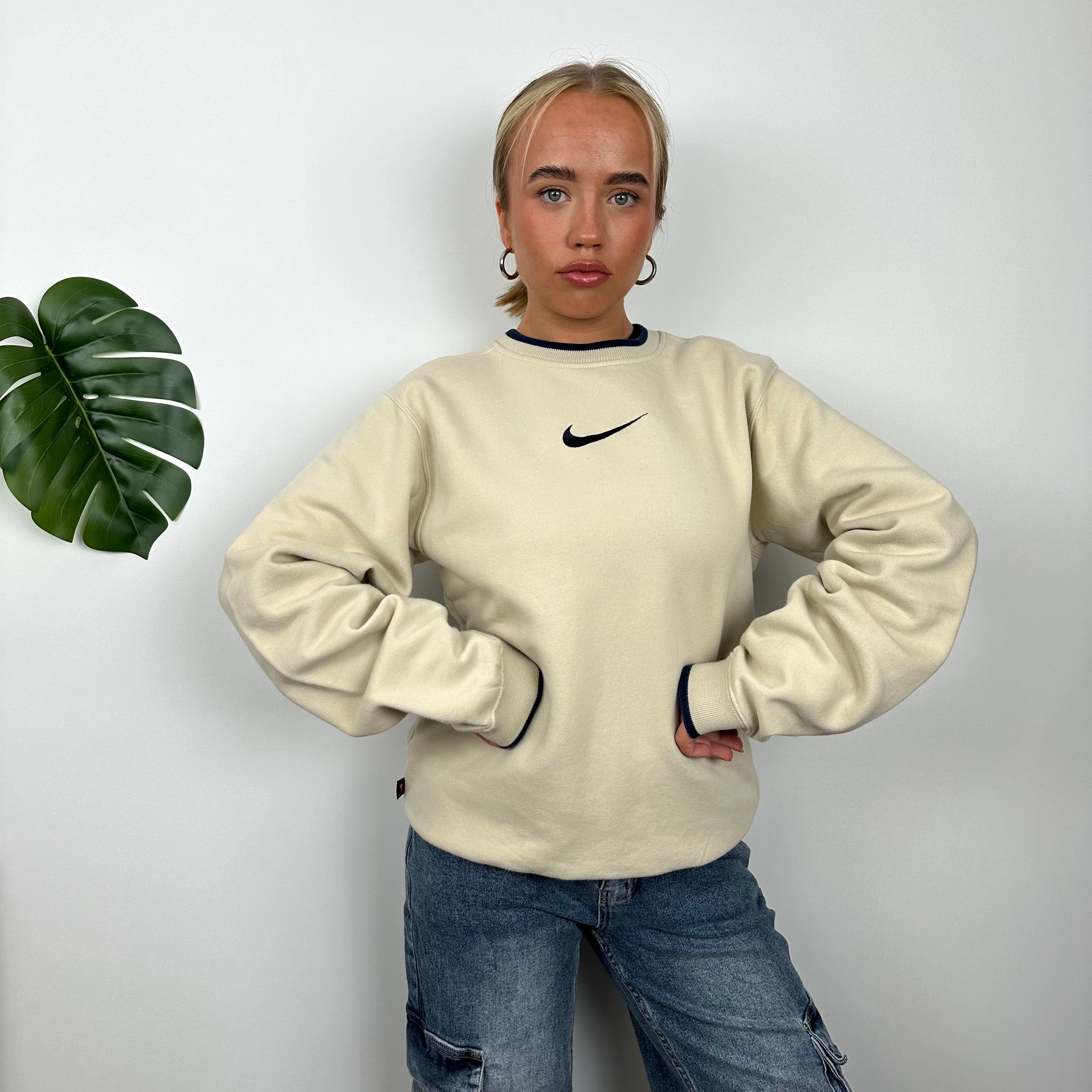 Nike Cream Embroidered Swoosh Sweatshirt (M)