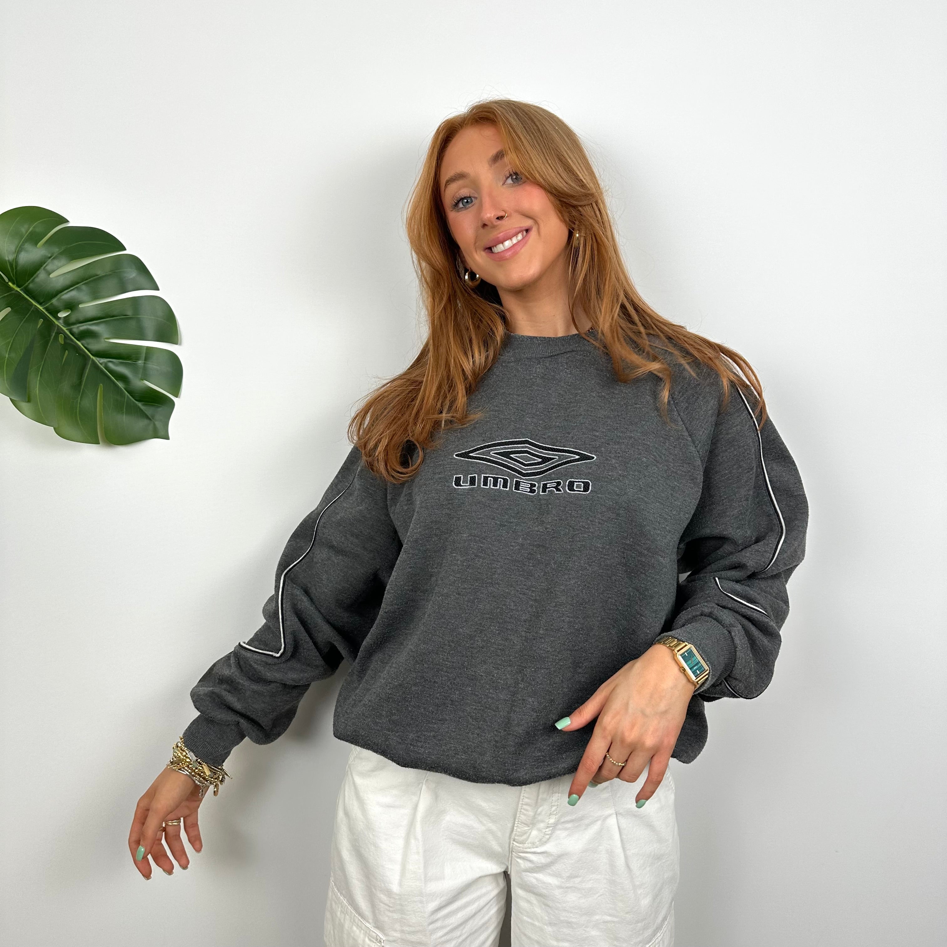 Umbro Grey Embroidered Spell Out Sweatshirt (M)